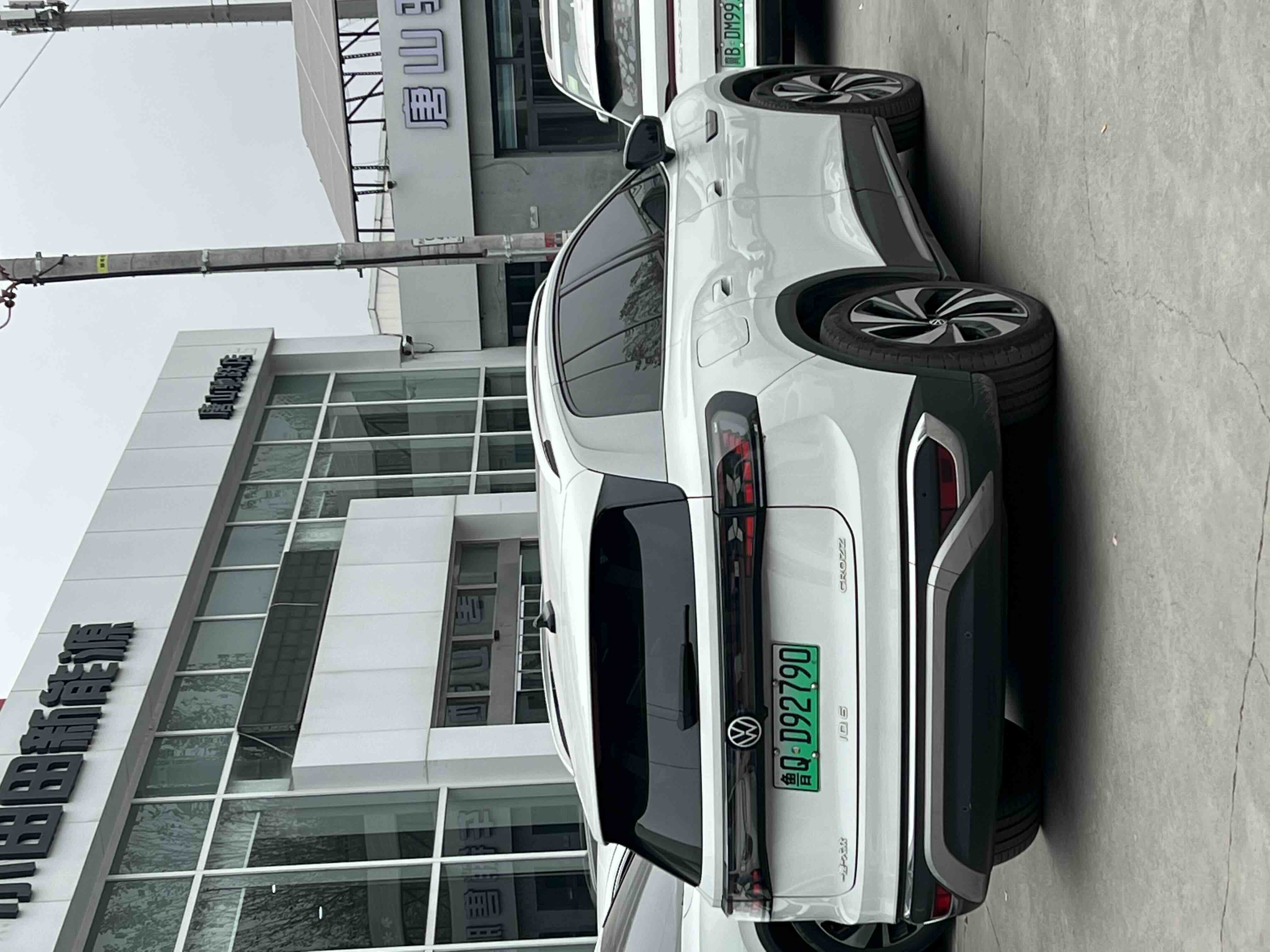 Volkswagen ID.6 Crozz 2021 car image #6