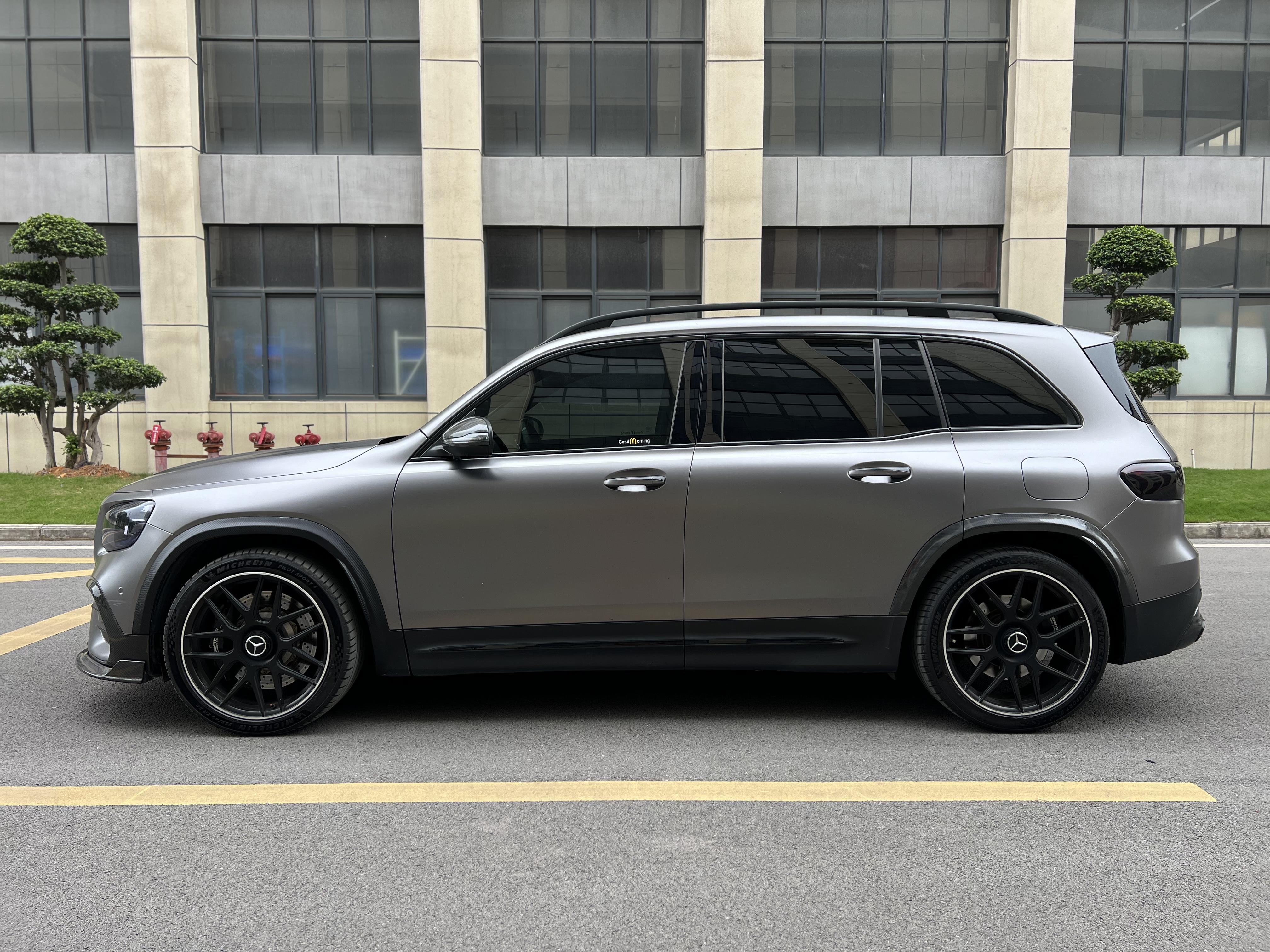 Mercedes-Benz GLB AMG 2021 صورة سيارة #6