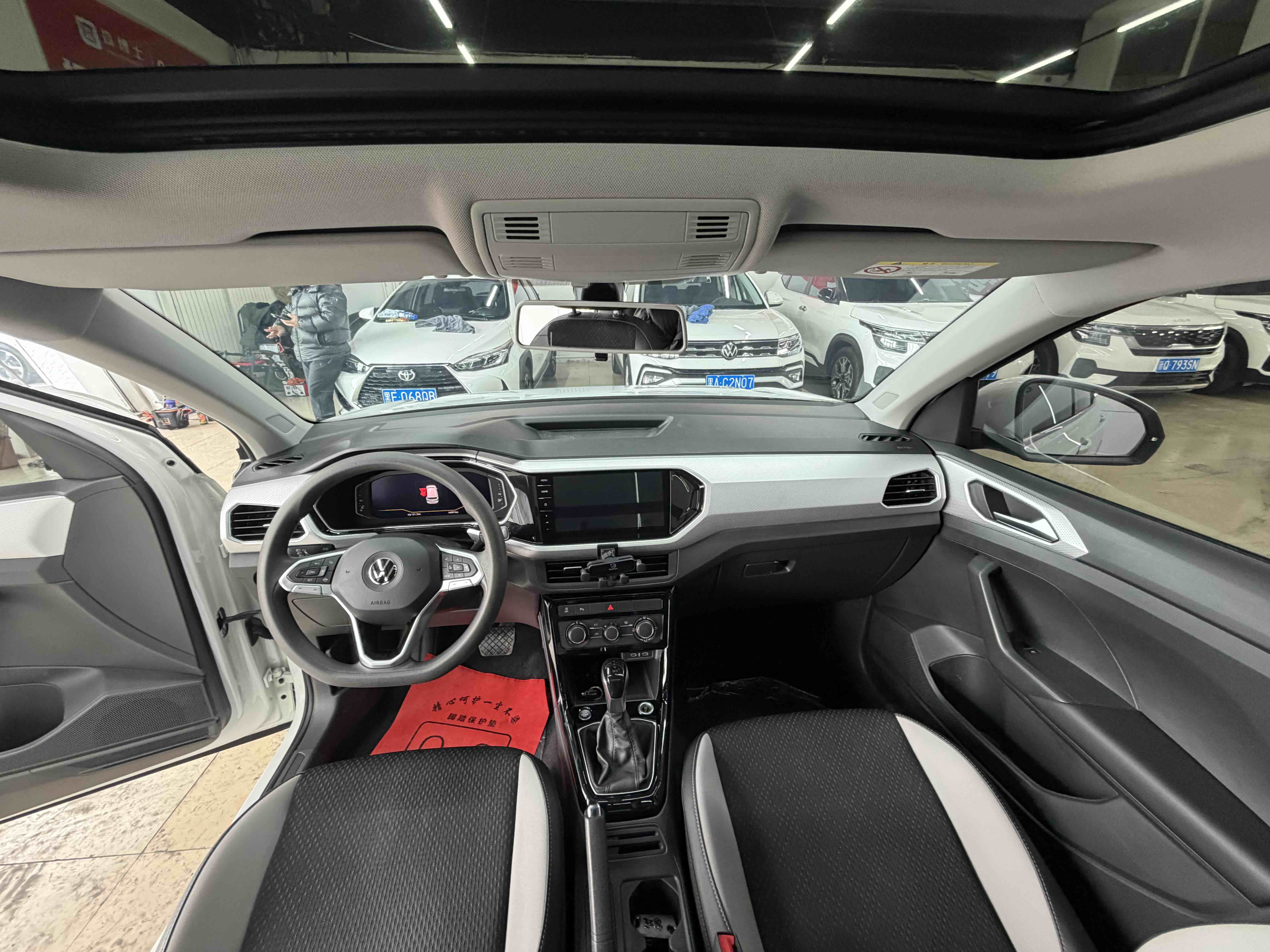 Volkswagen Tacqua 2021 car image #6