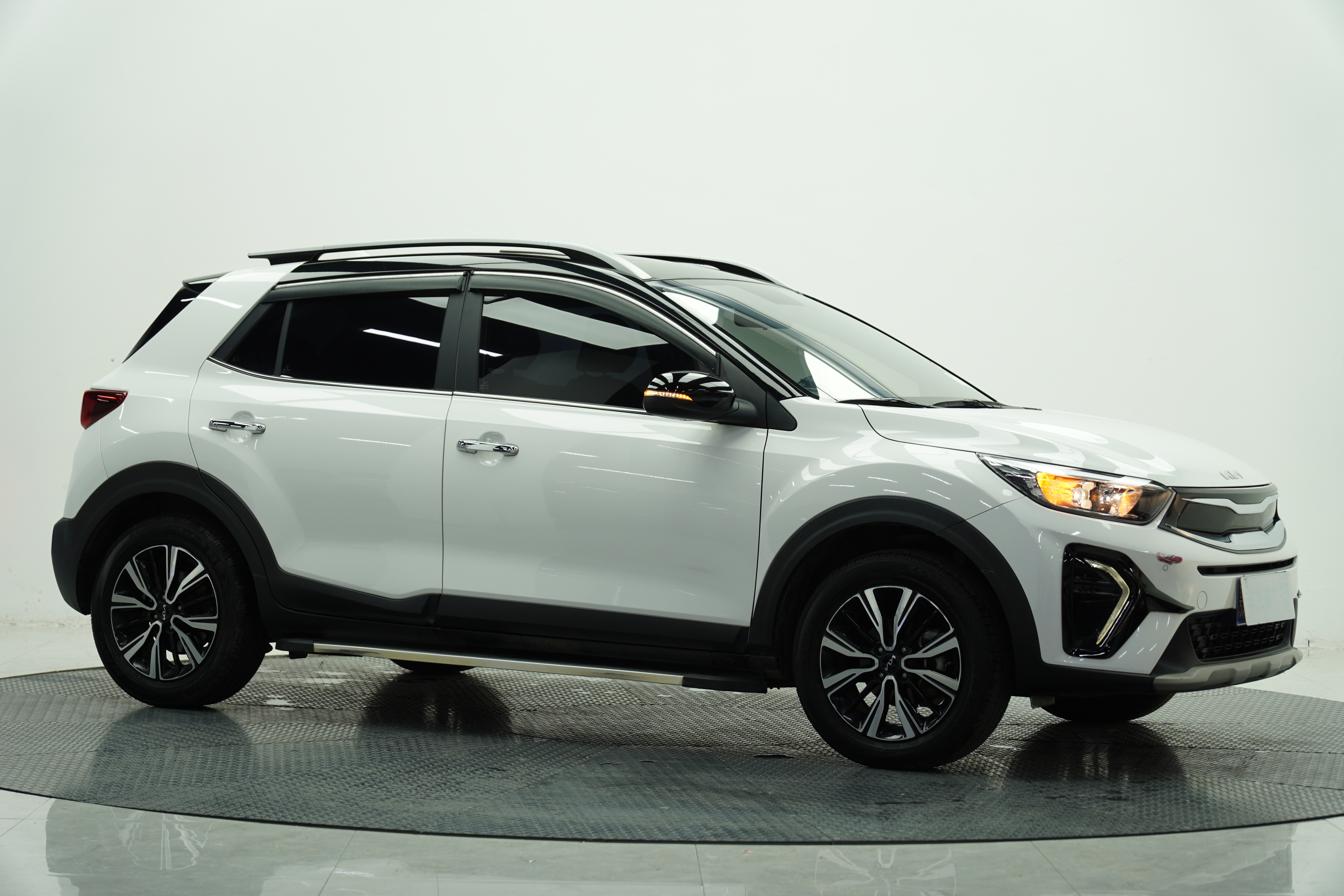 Kia KX1 2022 car image #6