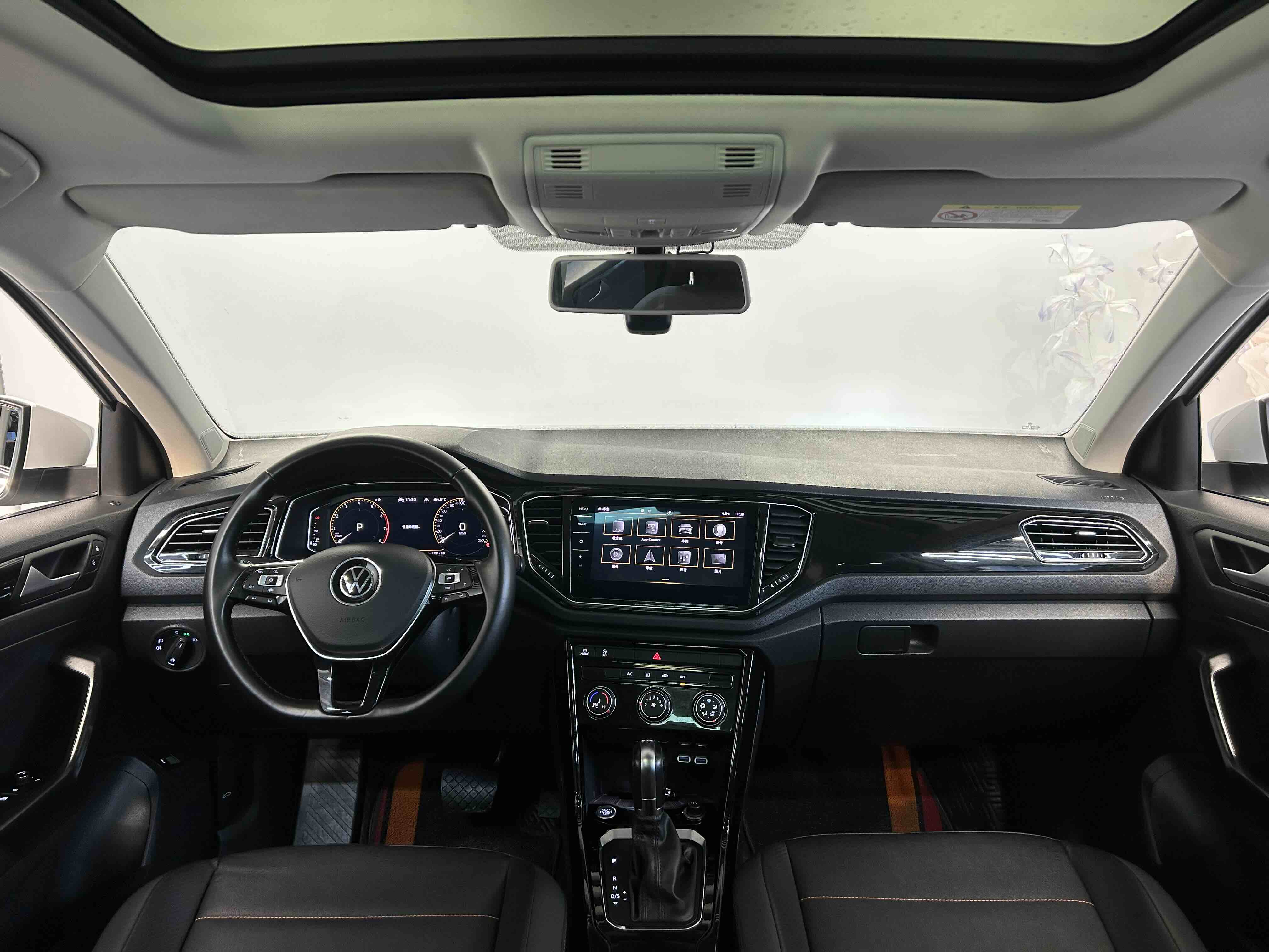 Volkswagen T-Roc 2022 #6 Volkswagen T-Roc 2022 car image #6