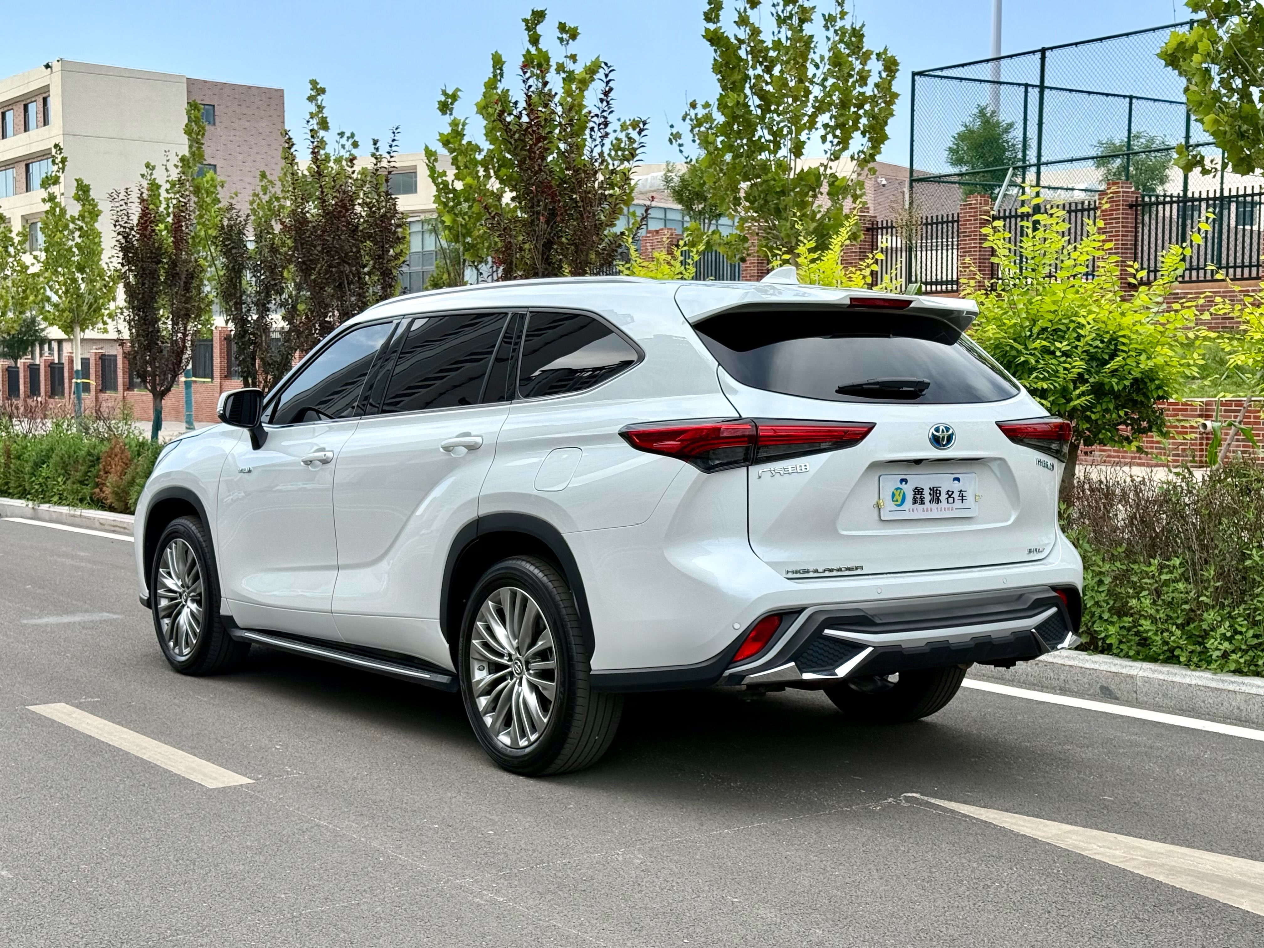 Toyota Highlander 2022 immagine di auto #6