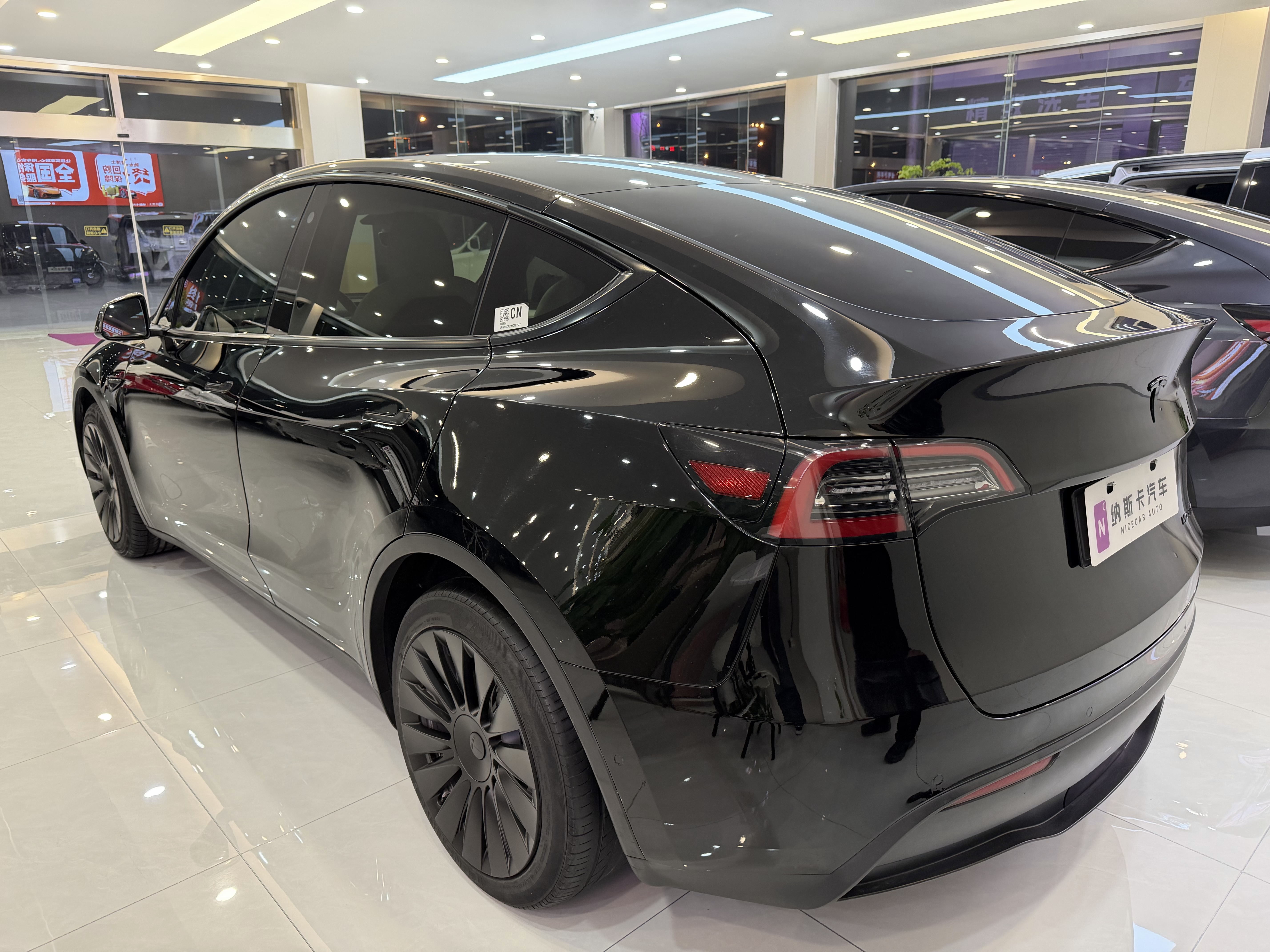 Tesla Model Y 2021 #6 Tesla Model Y 2021 car image #6