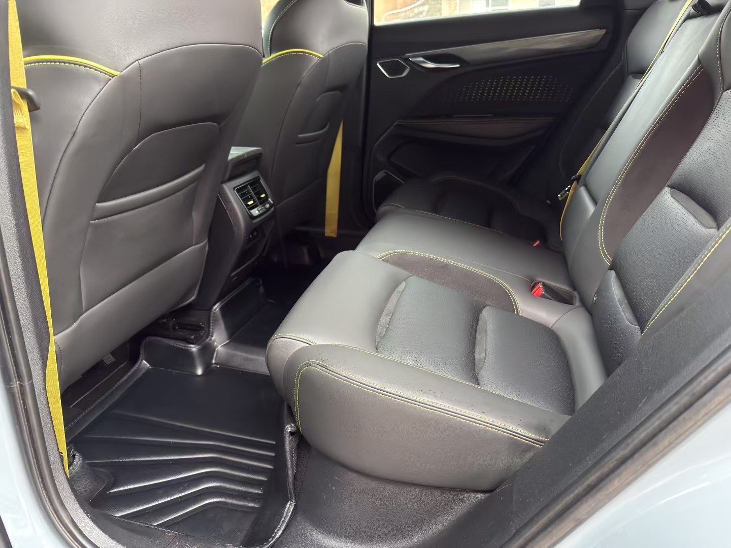 GEELY Tugella S 2022 #6 GEELY Tugella S 2022 car image #6