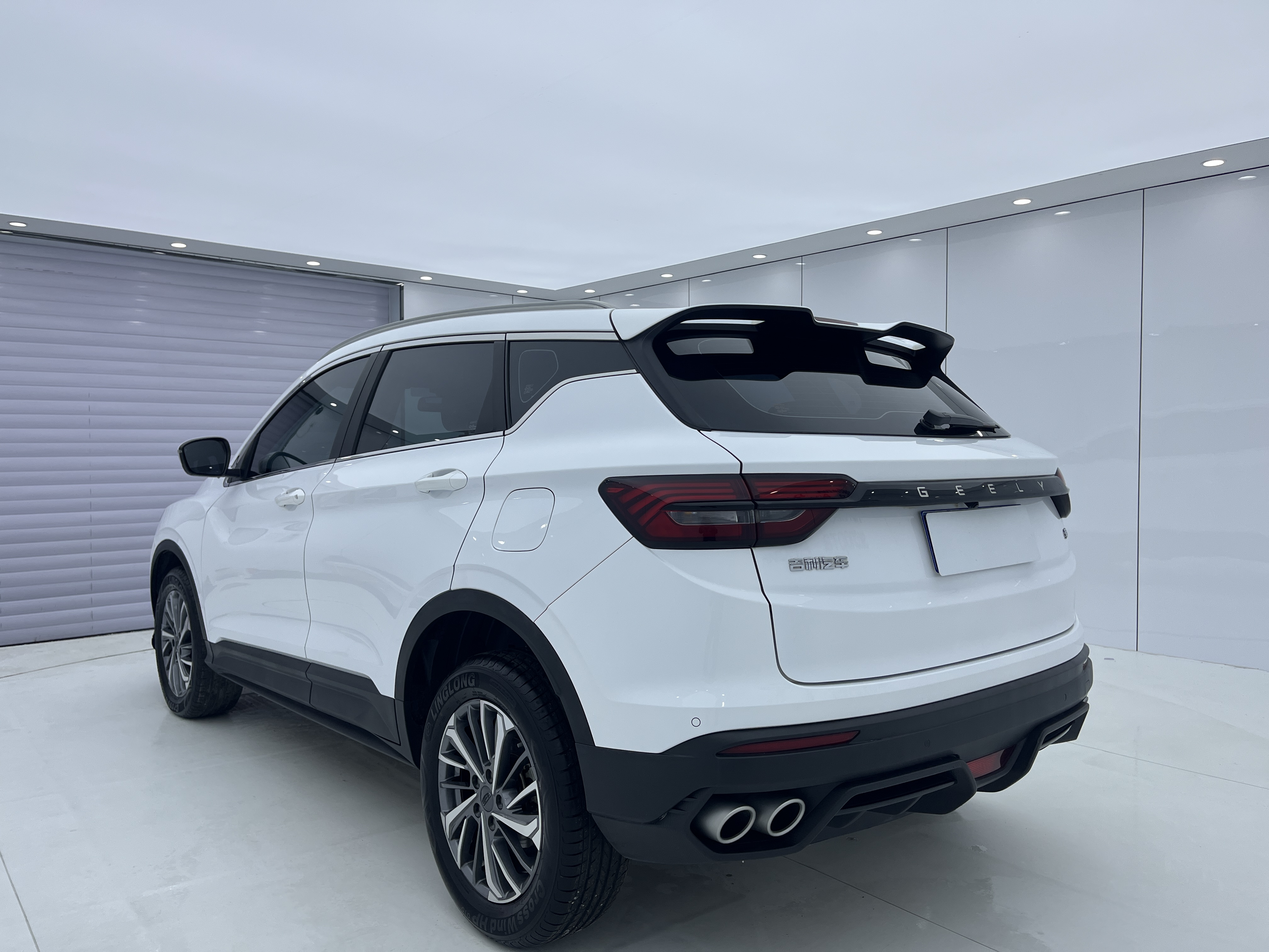 GEELY Coolray 2022 car image #6