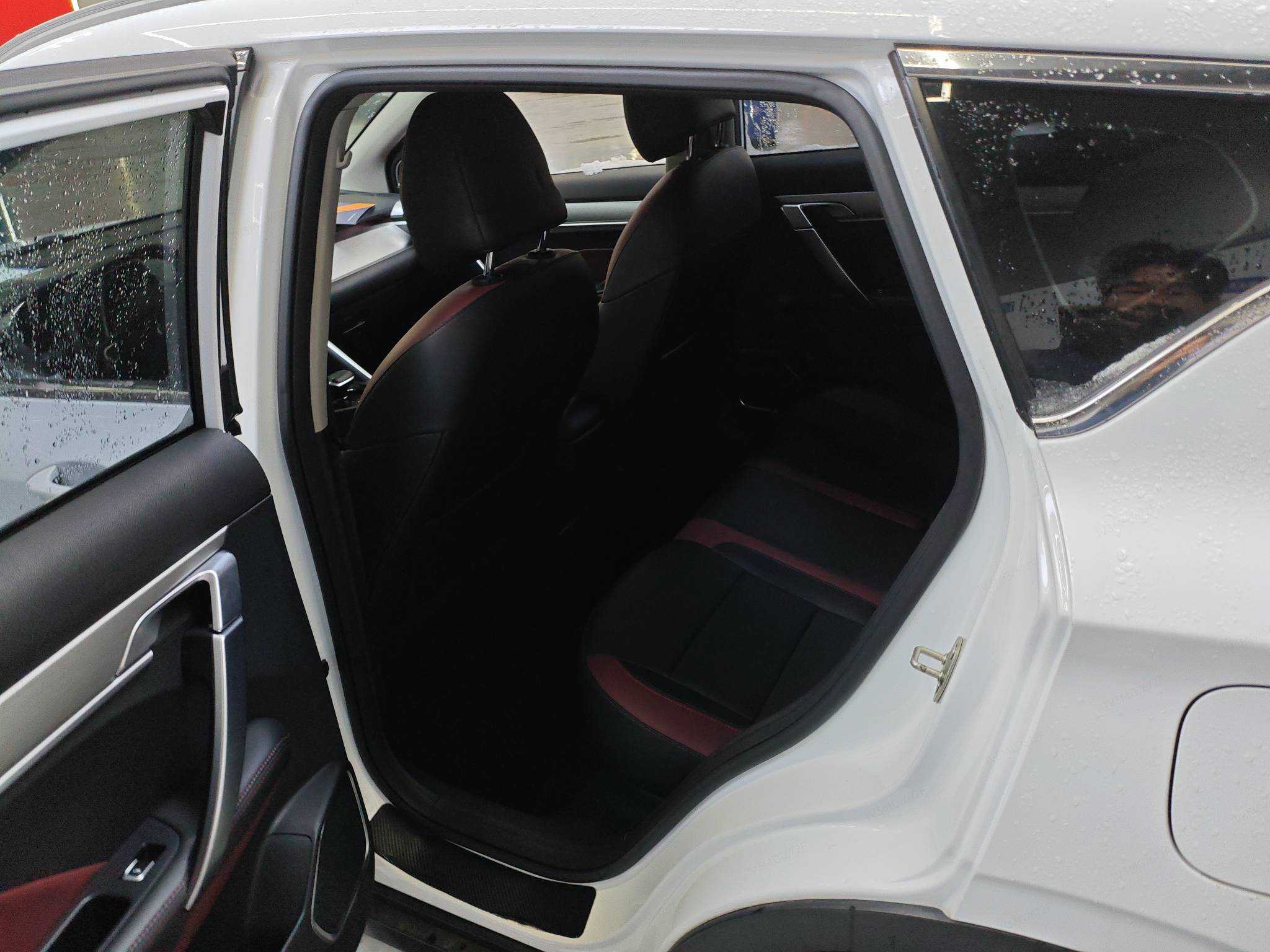 GEELY Coolray 2022 car image #6
