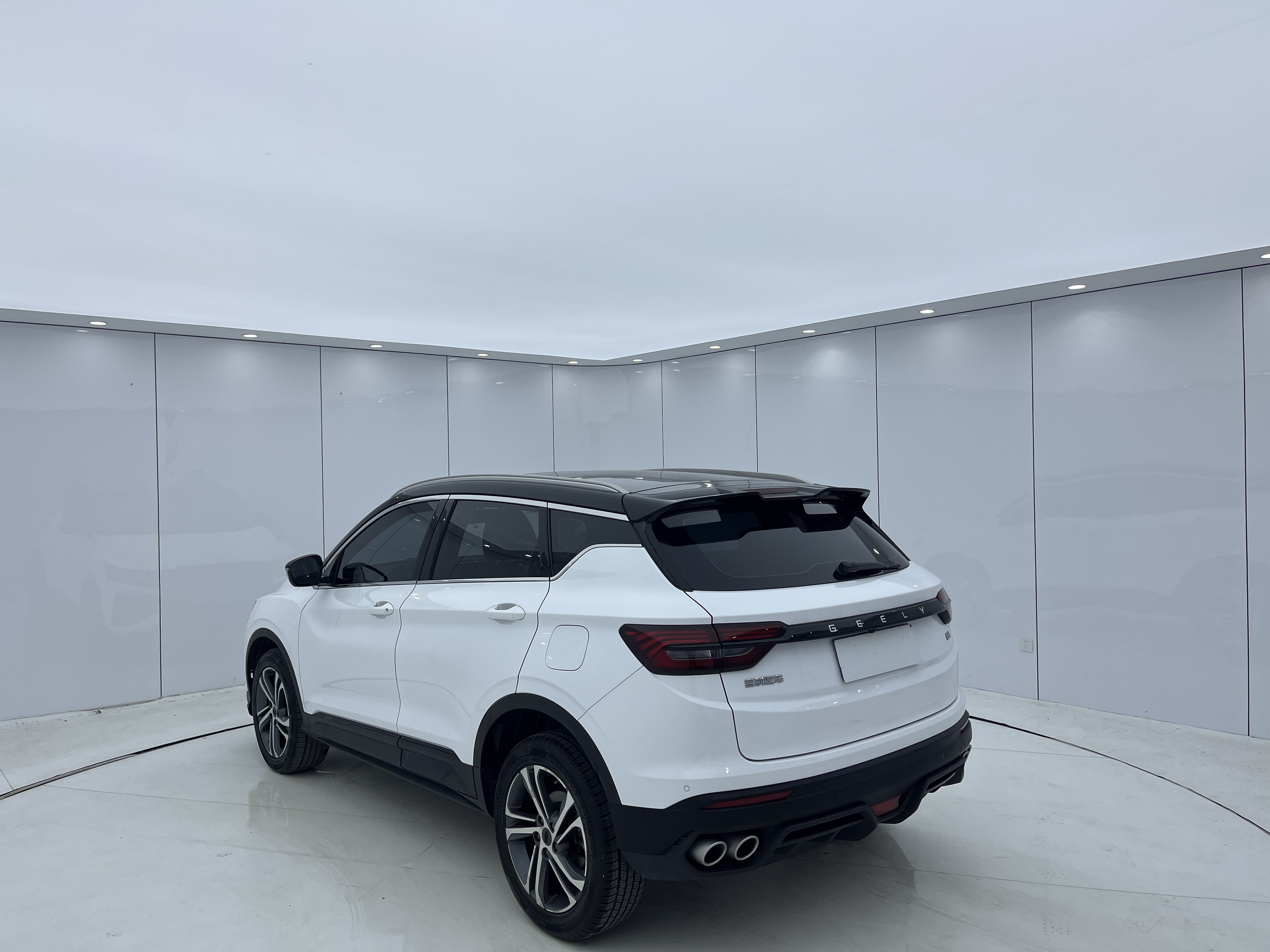 GEELY Coolray 2022 #6 GEELY Coolray 2022 car image #6