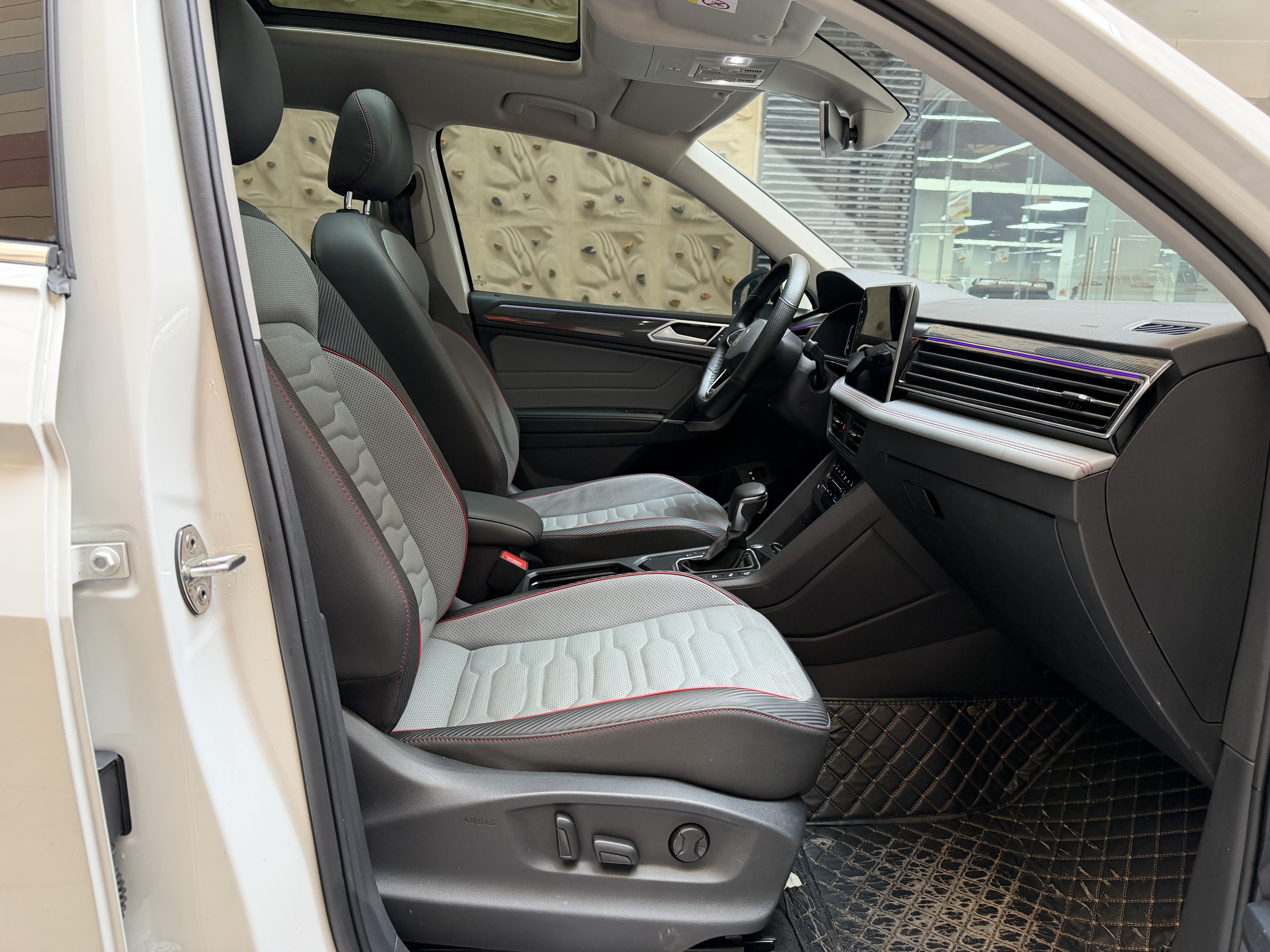 Volkswagen Tiguan L New Energy 2022 car image #6