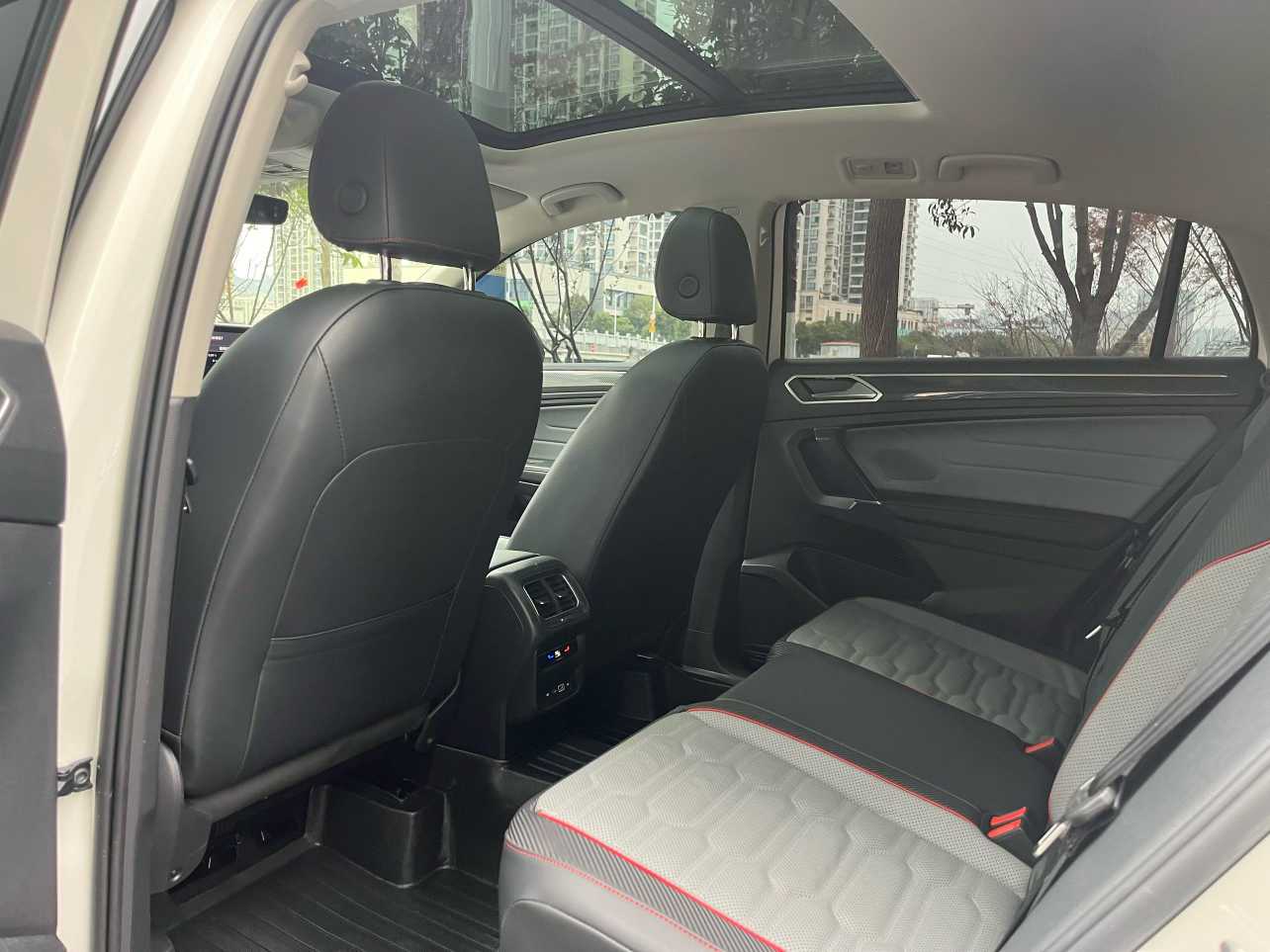 Volkswagen Tiguan X 2022 car image #6