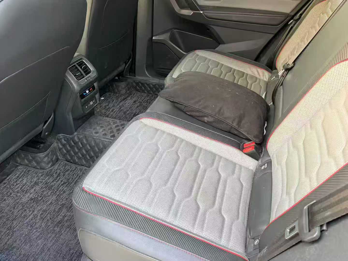 Volkswagen Tiguan X 2022 car image #6