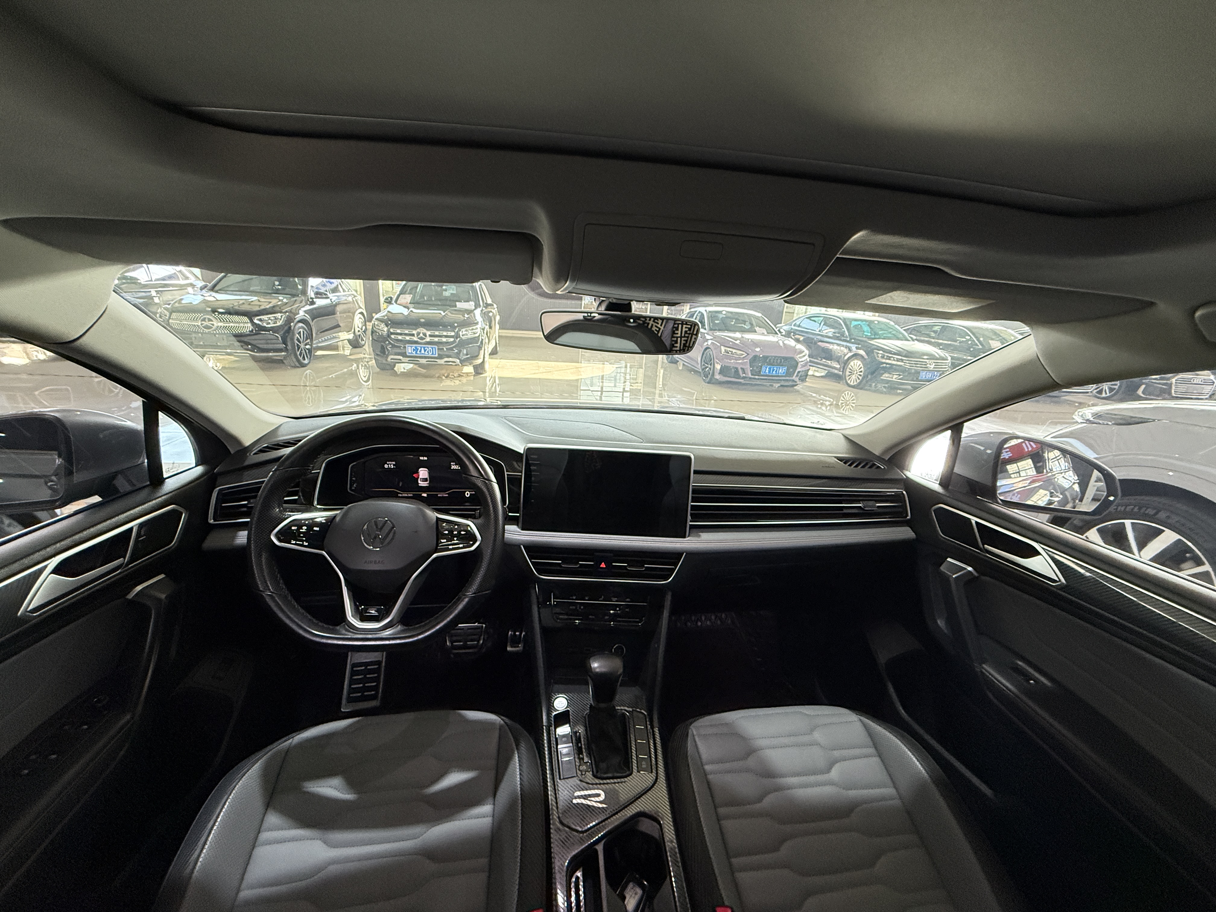 Volkswagen Tiguan X 2021 صورة سيارة #6