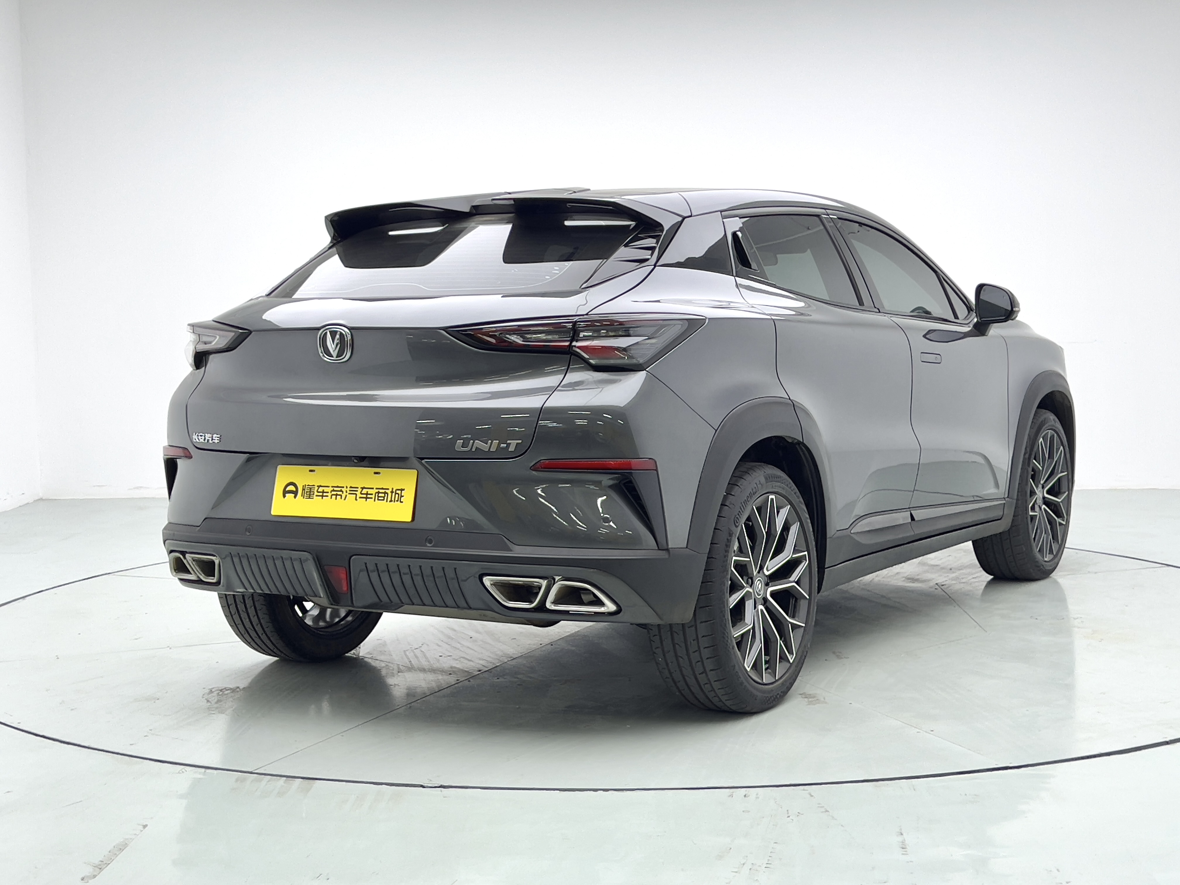 Changan UNI-T 2022 صورة سيارة #6