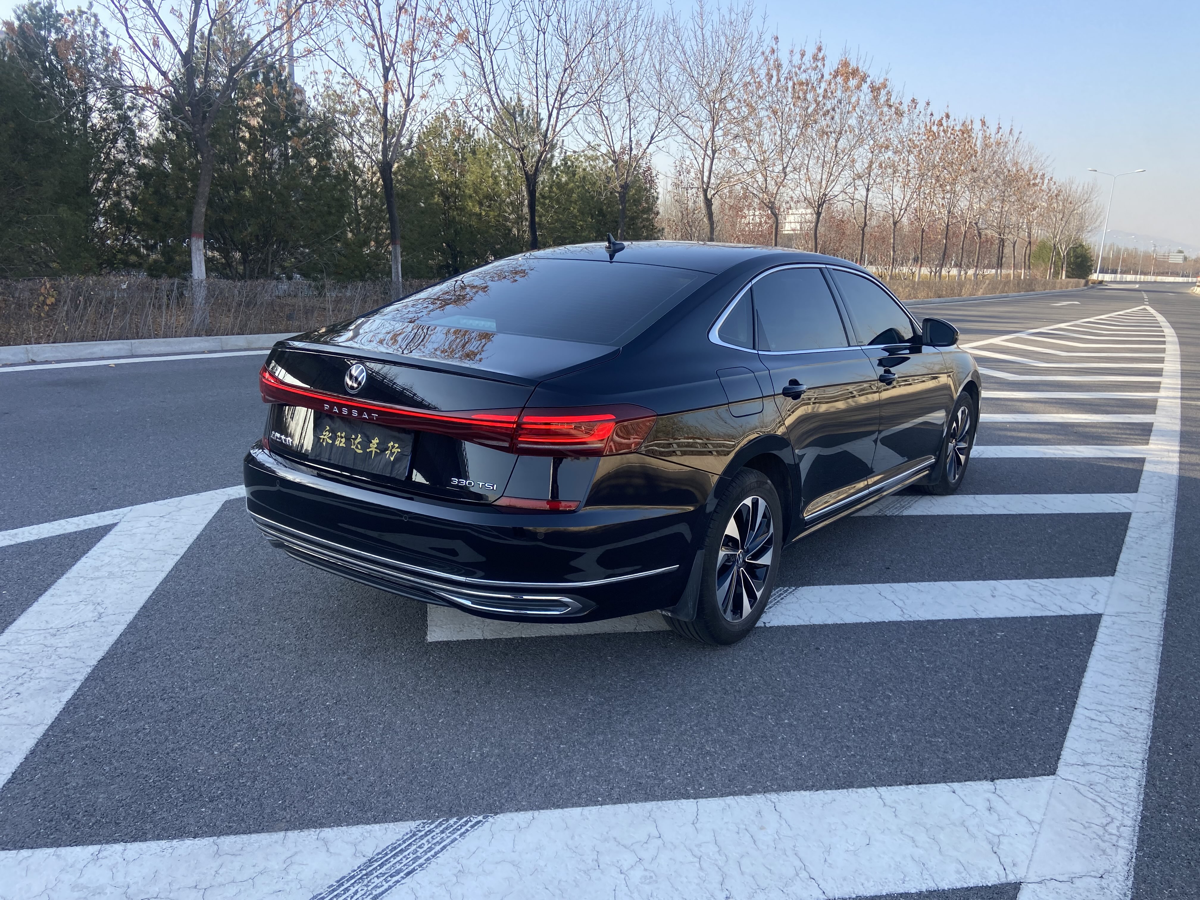 Volkswagen Passat 2022 immagine di auto #6