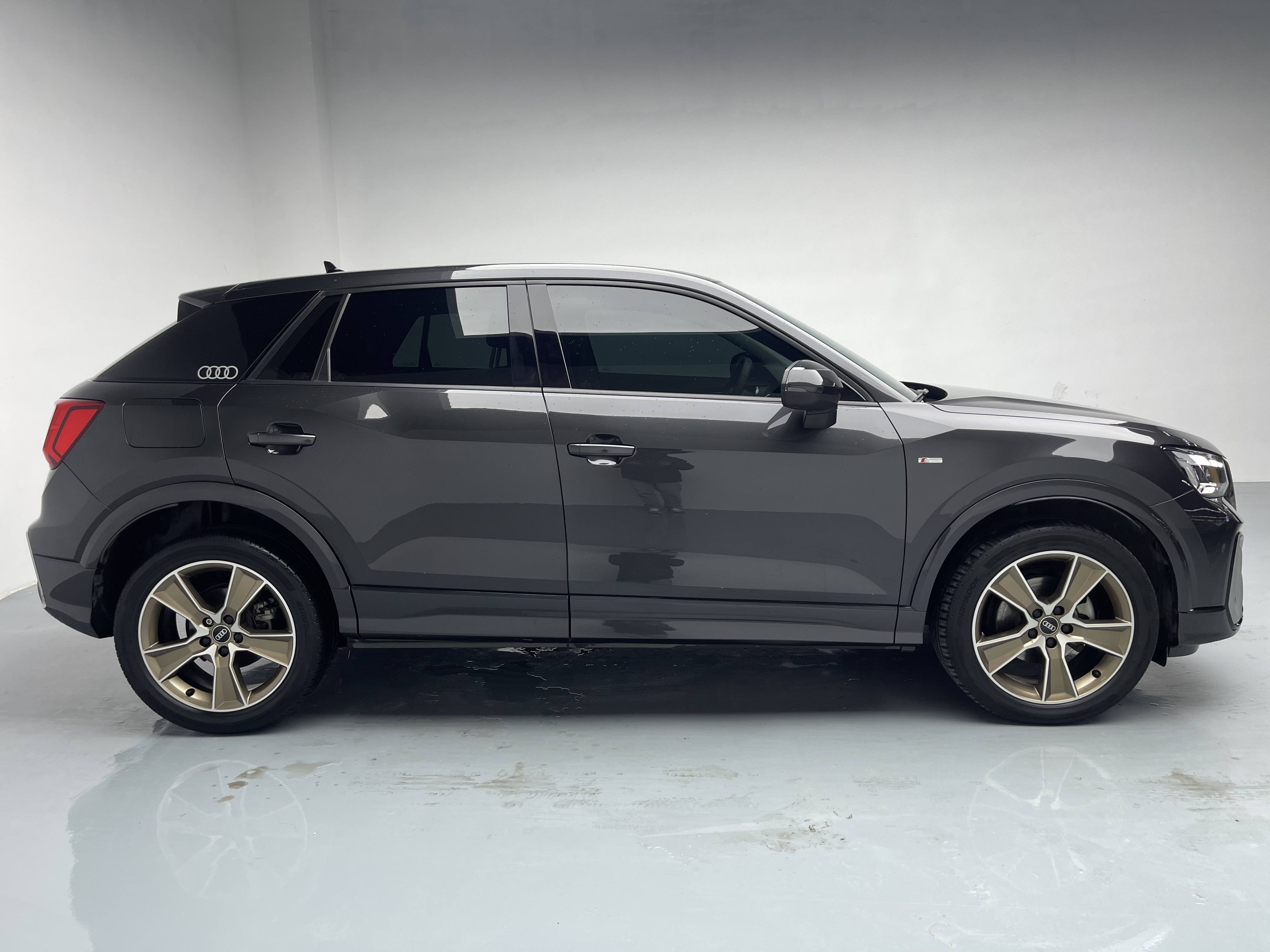 Q2L 2022 car image #6