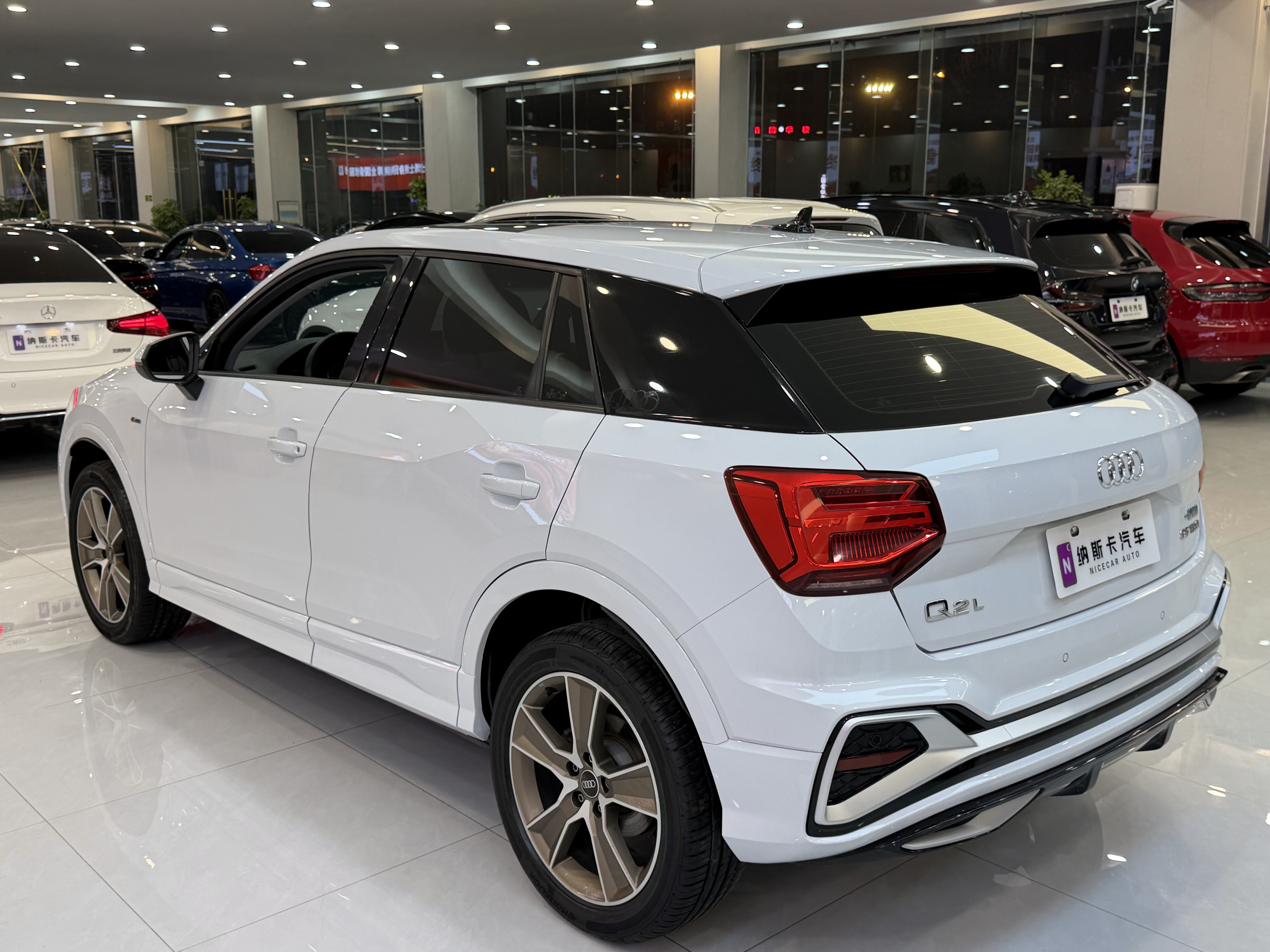 Q2L 2022 car image #6