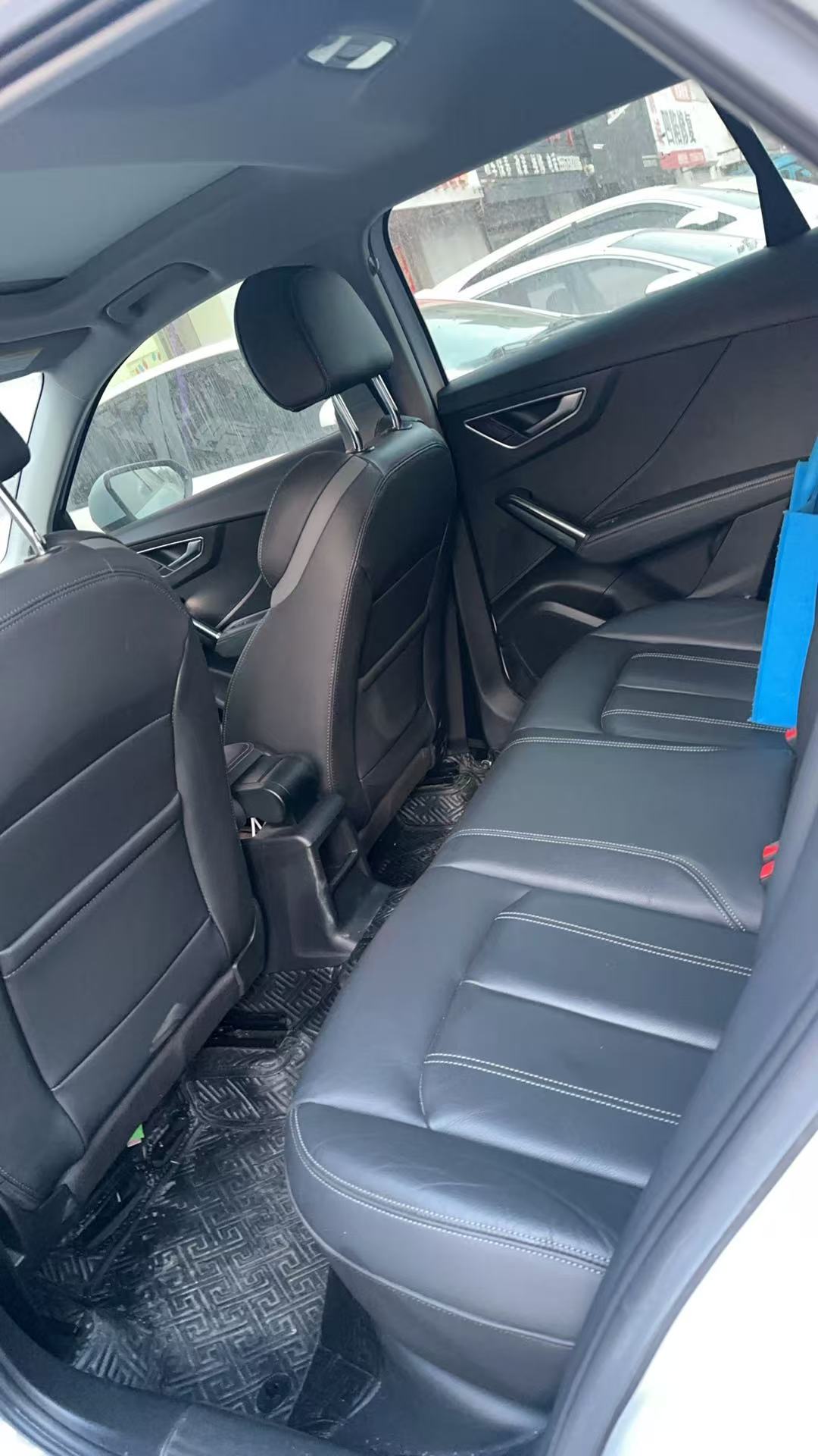 Q2L 2022 car image #6
