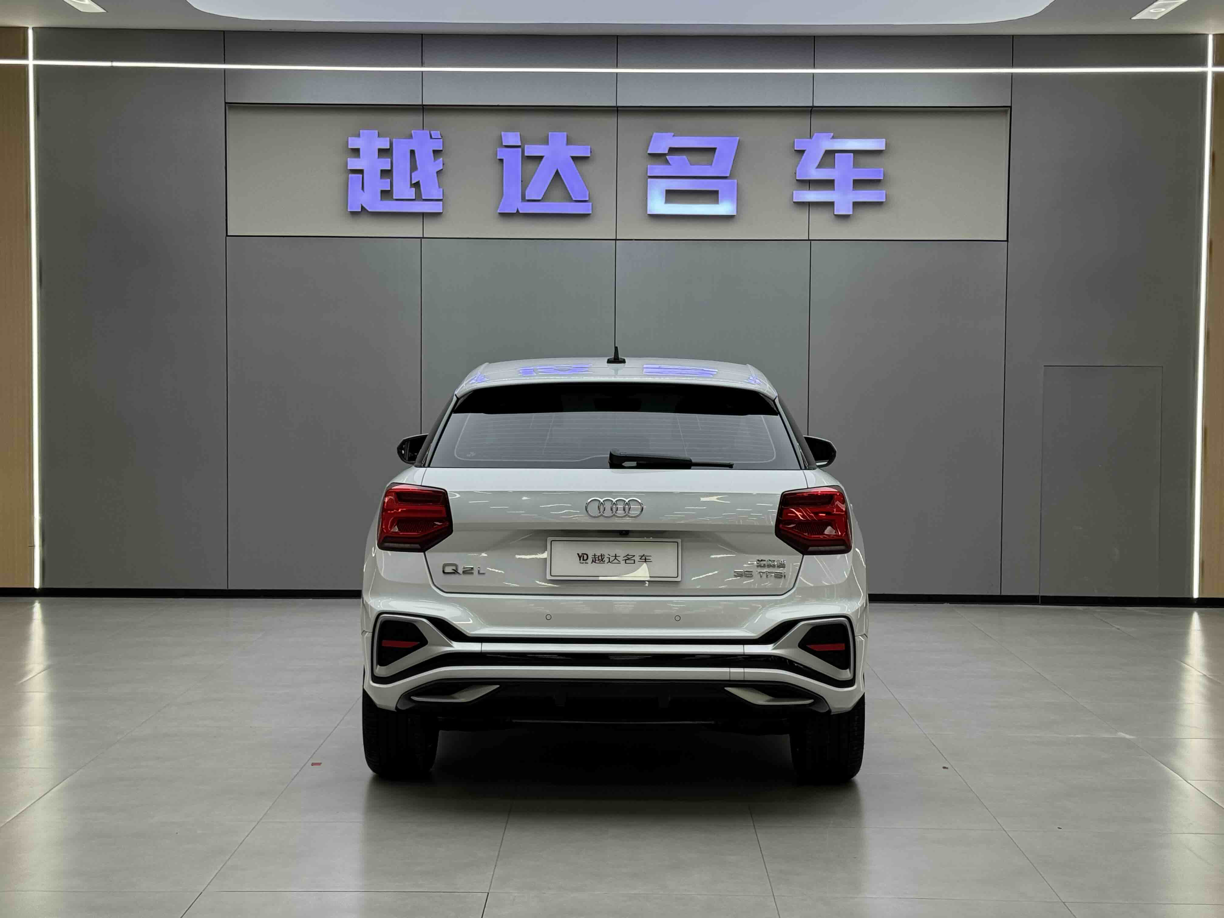 Audi Q2L 2023 изображение автомобиля #6