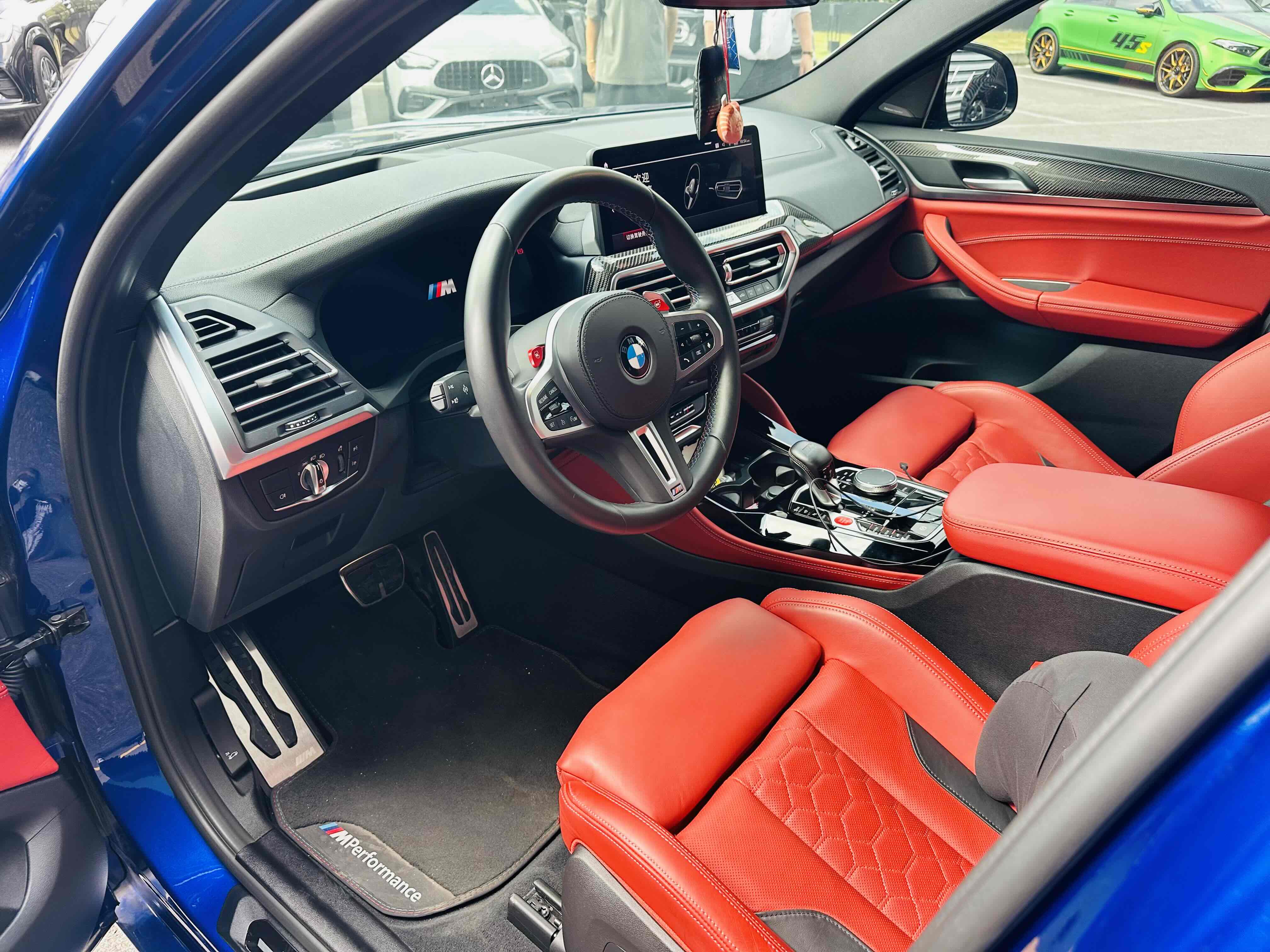 BMW X4 M 2022 car image #6