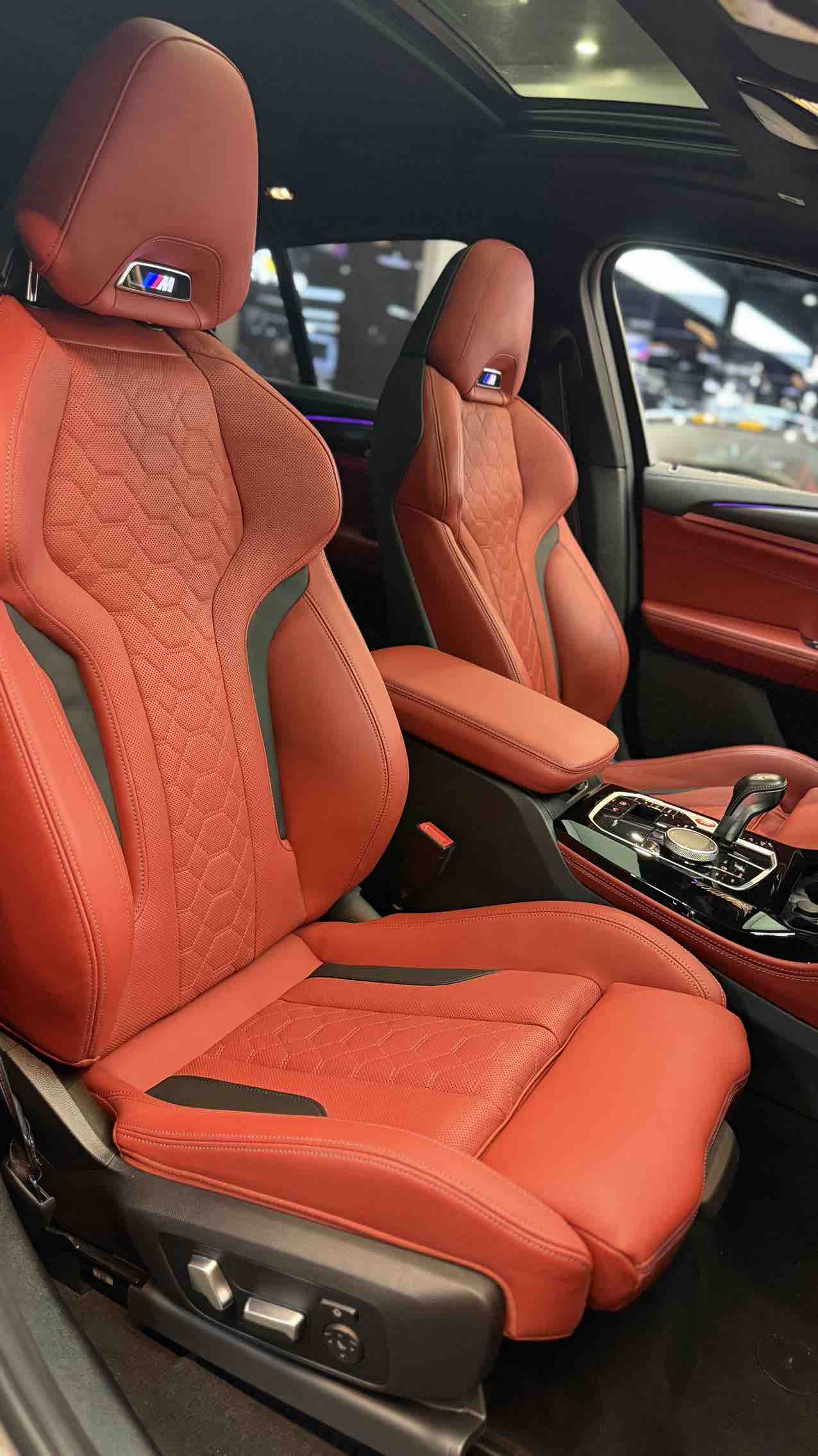 BMW X4 M 2022 immagine di auto #6