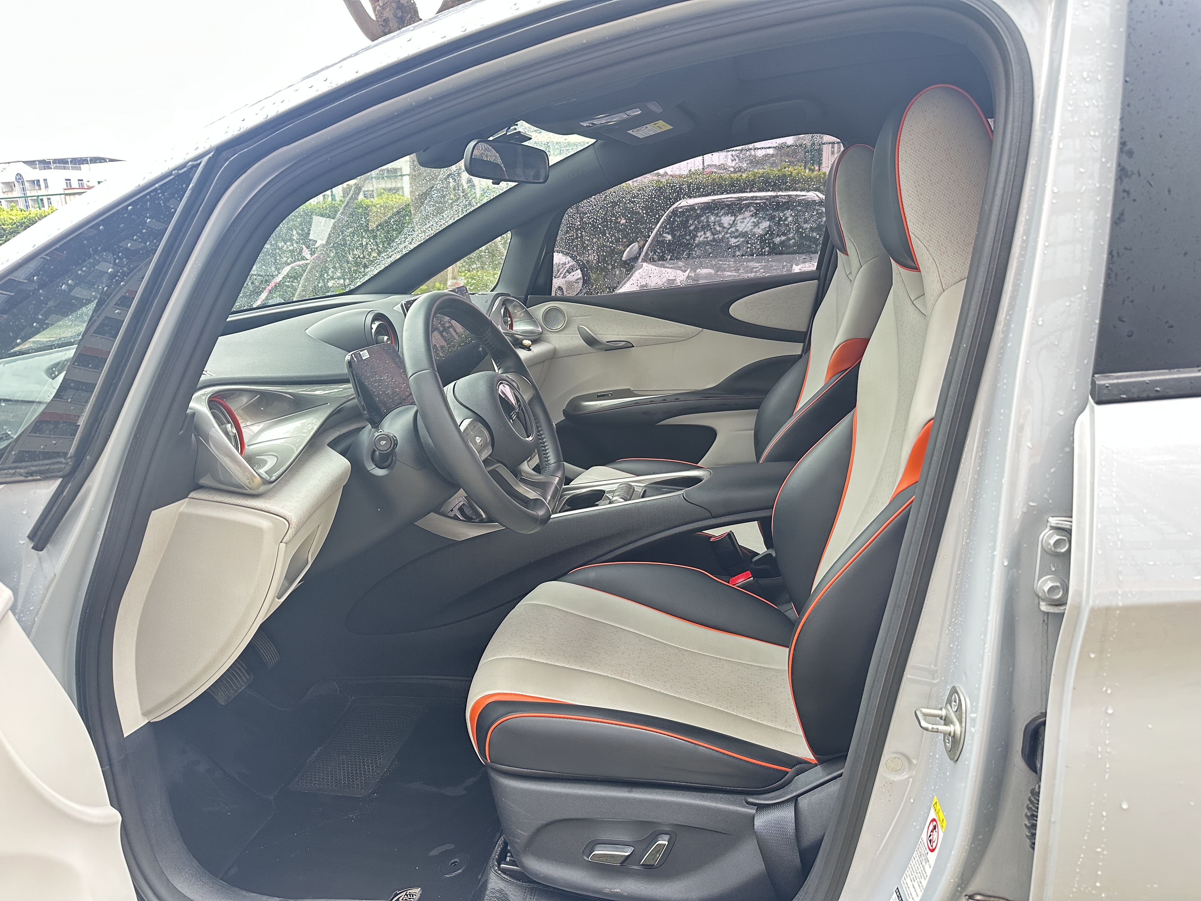 BYD Dolphin 2022 car image #6