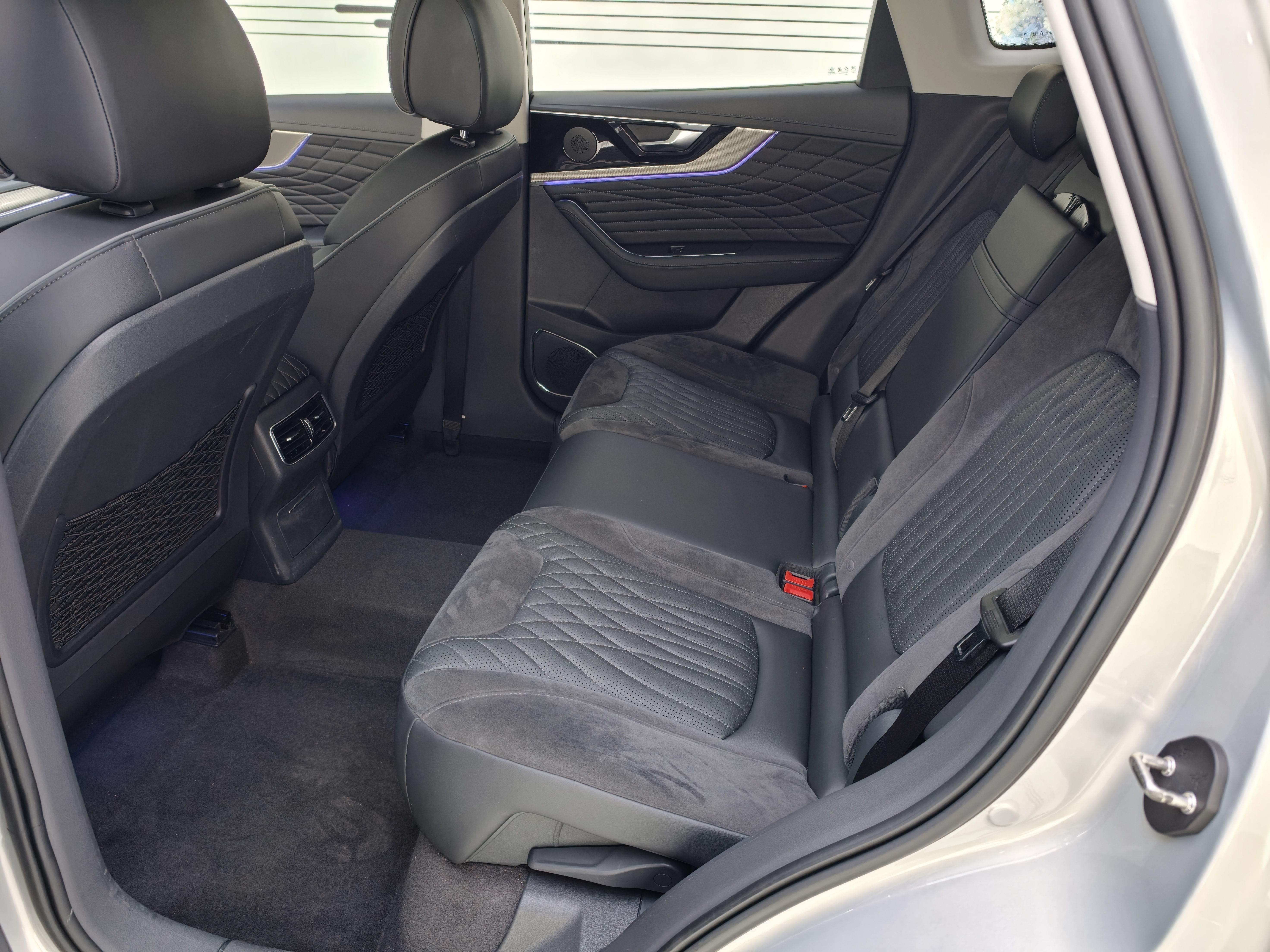 HongQi HS5 2021 car image #6