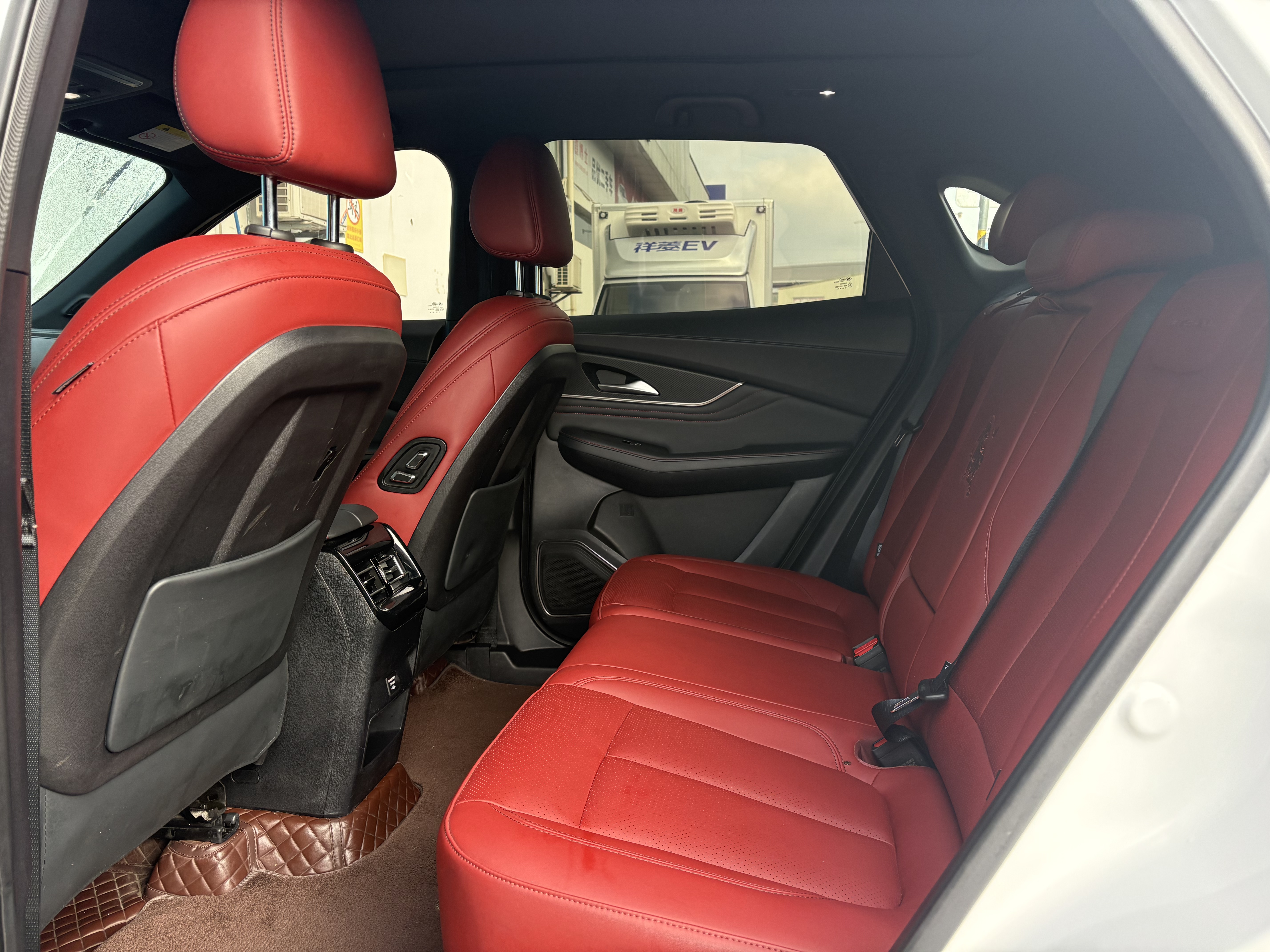 Forthing T5 EVO 2023 #6 Forthing T5 EVO 2023 imagem de carro #6