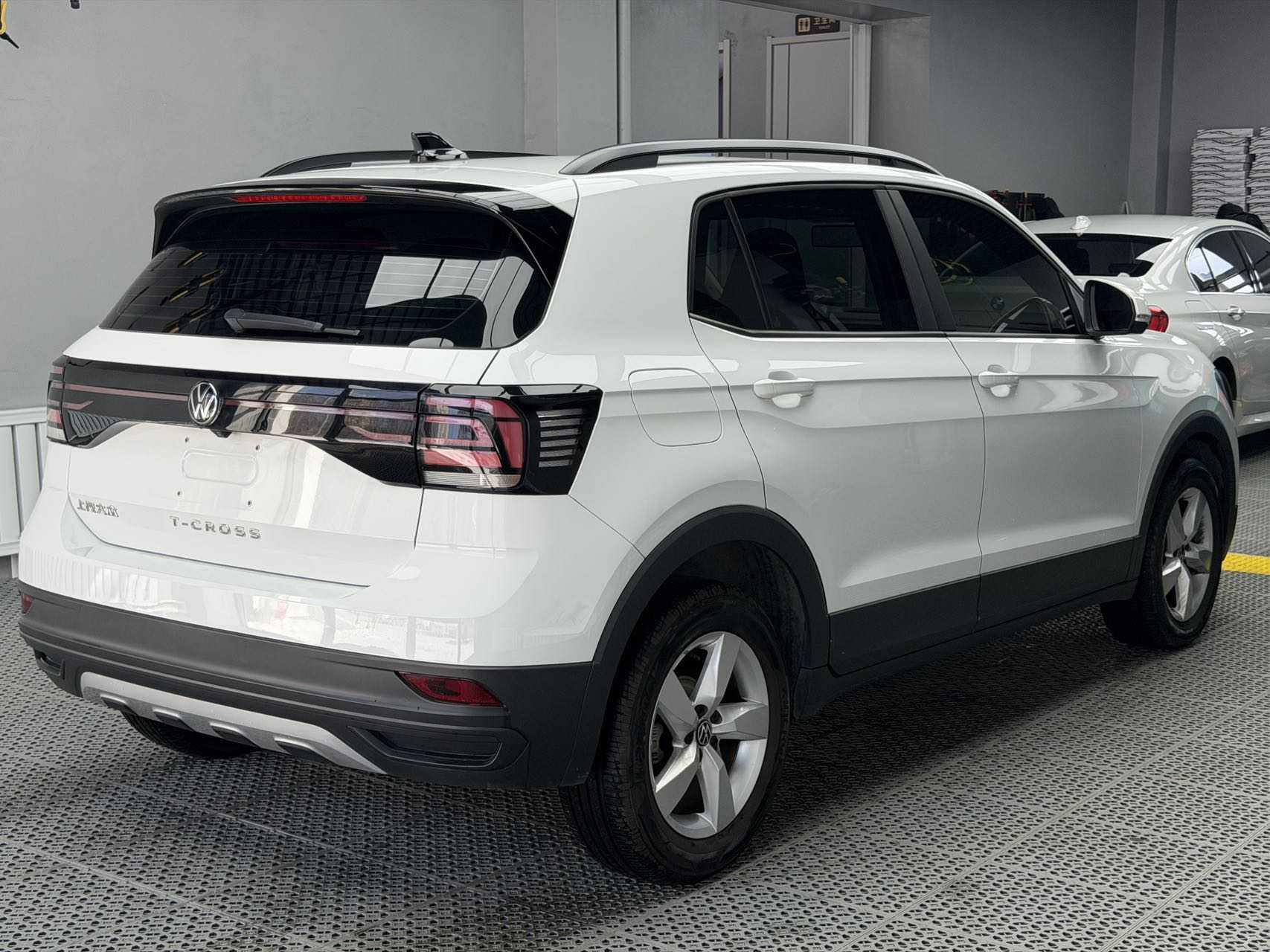 Volkswagen T-Cross 2022 #6 Volkswagen T-Cross 2022 car image #6