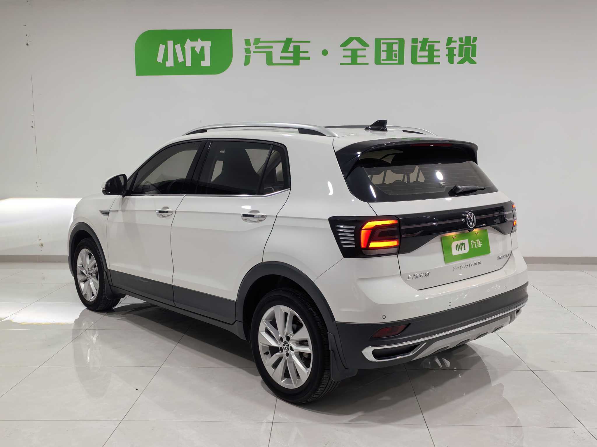 Volkswagen T-Cross 2022 car image #6