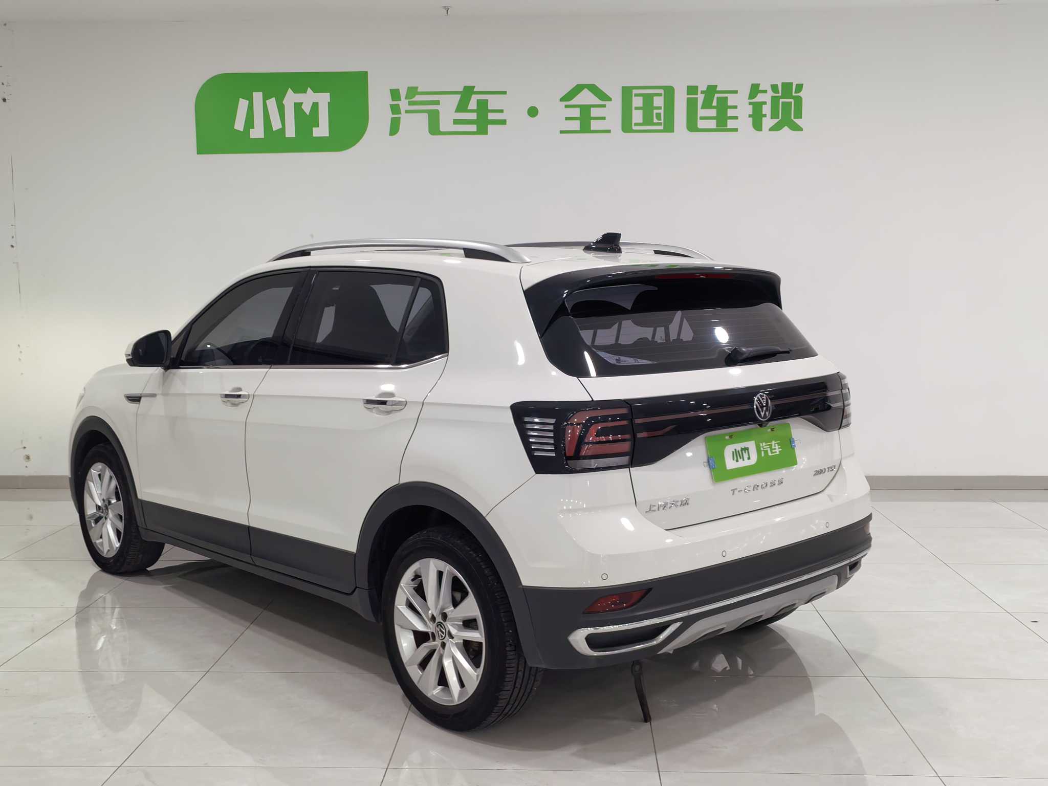 Volkswagen T-Cross 2022 car image #6
