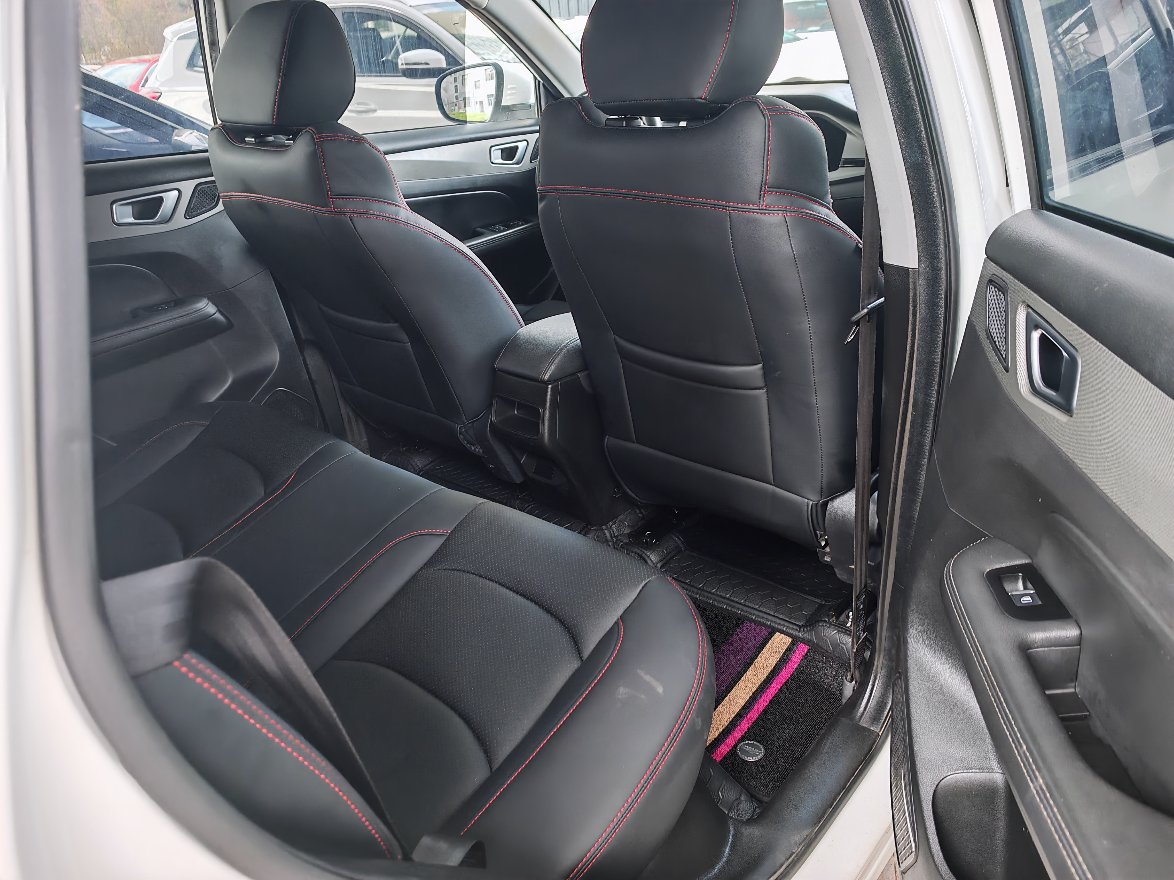 Kaiyi Showjet 2022 #6 Kaiyi Showjet 2022 car image #6