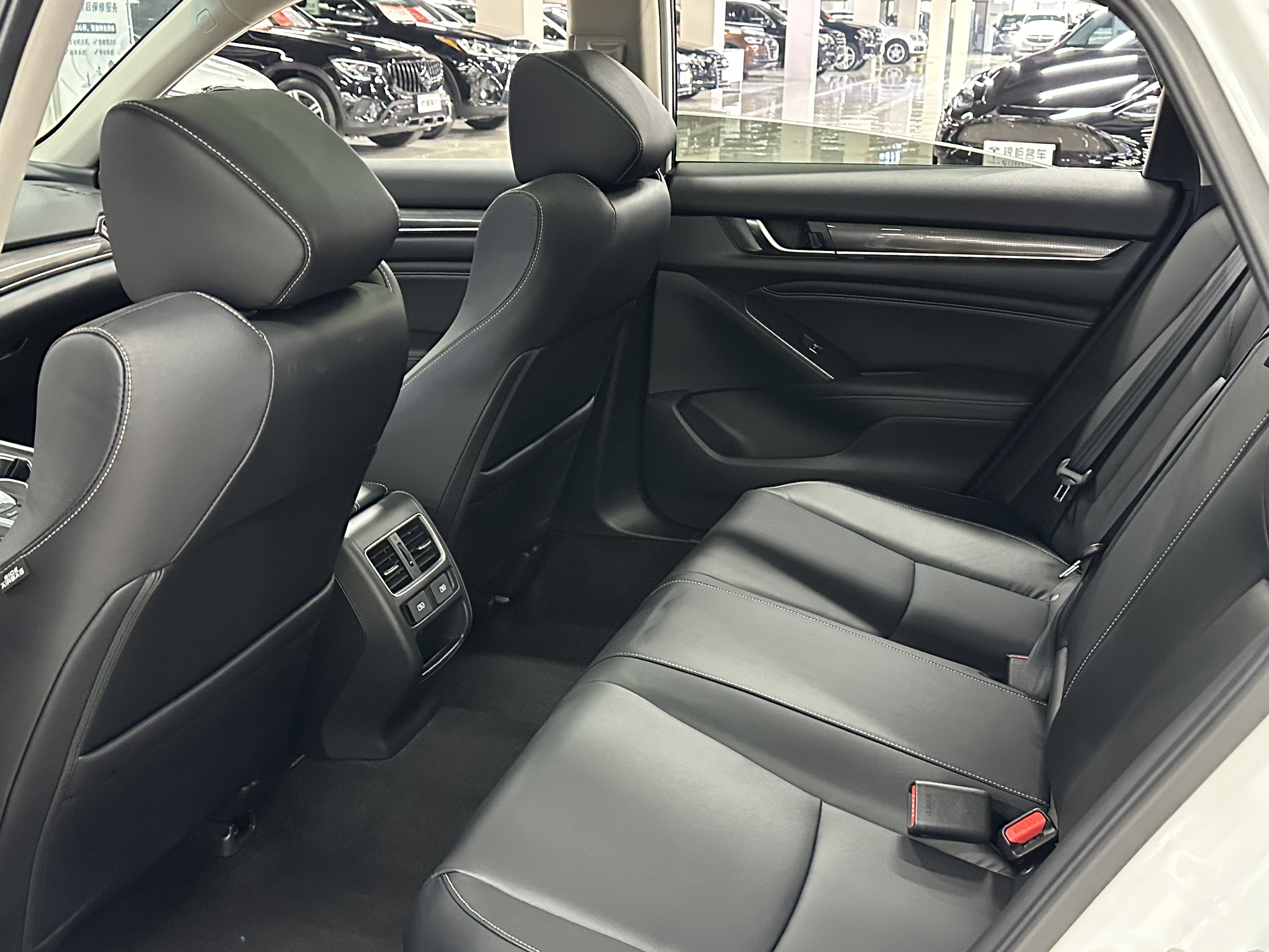 Honda Accord 2023 car image #6