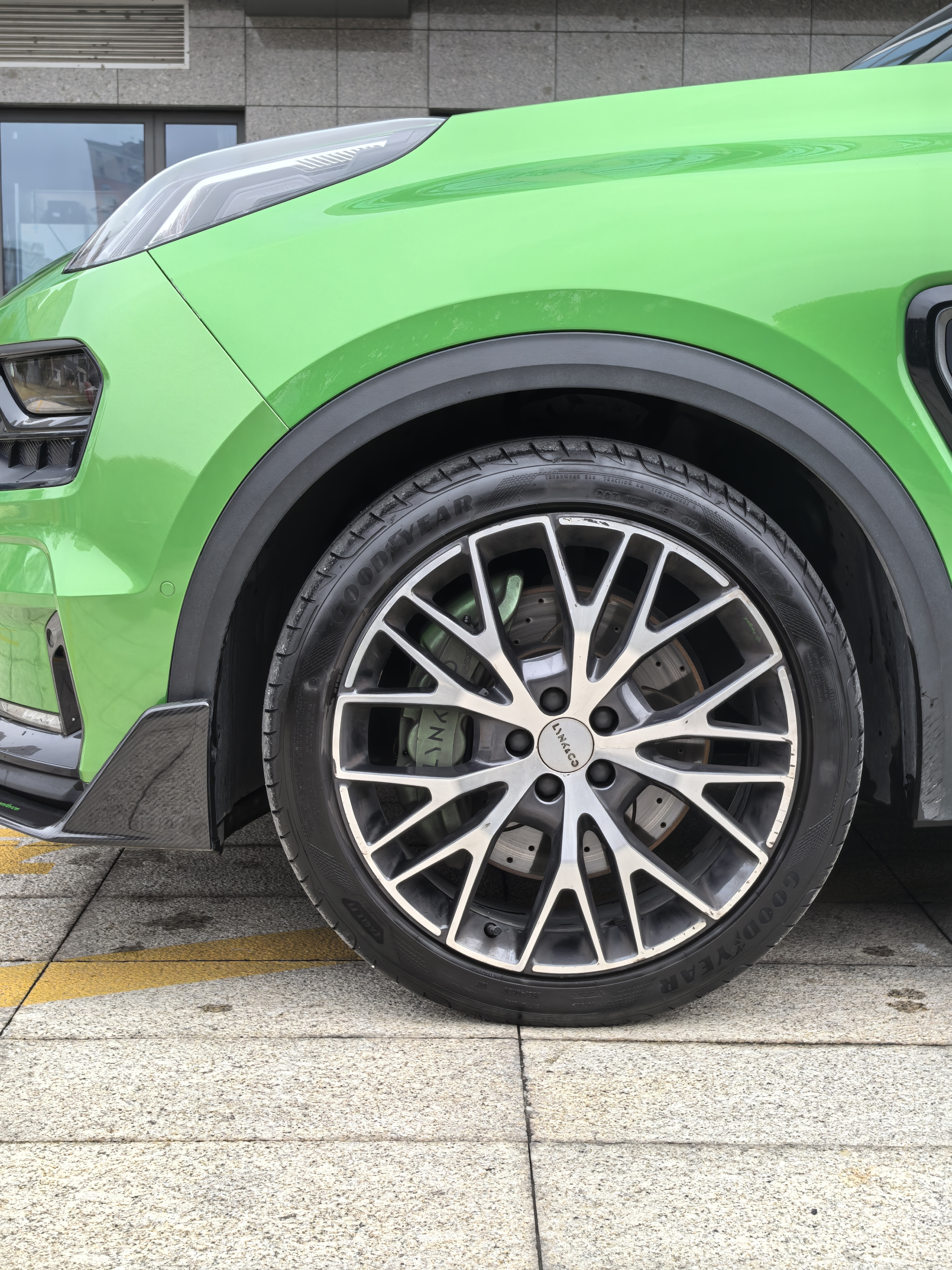 Lynk & Co 05 2022 car image #6