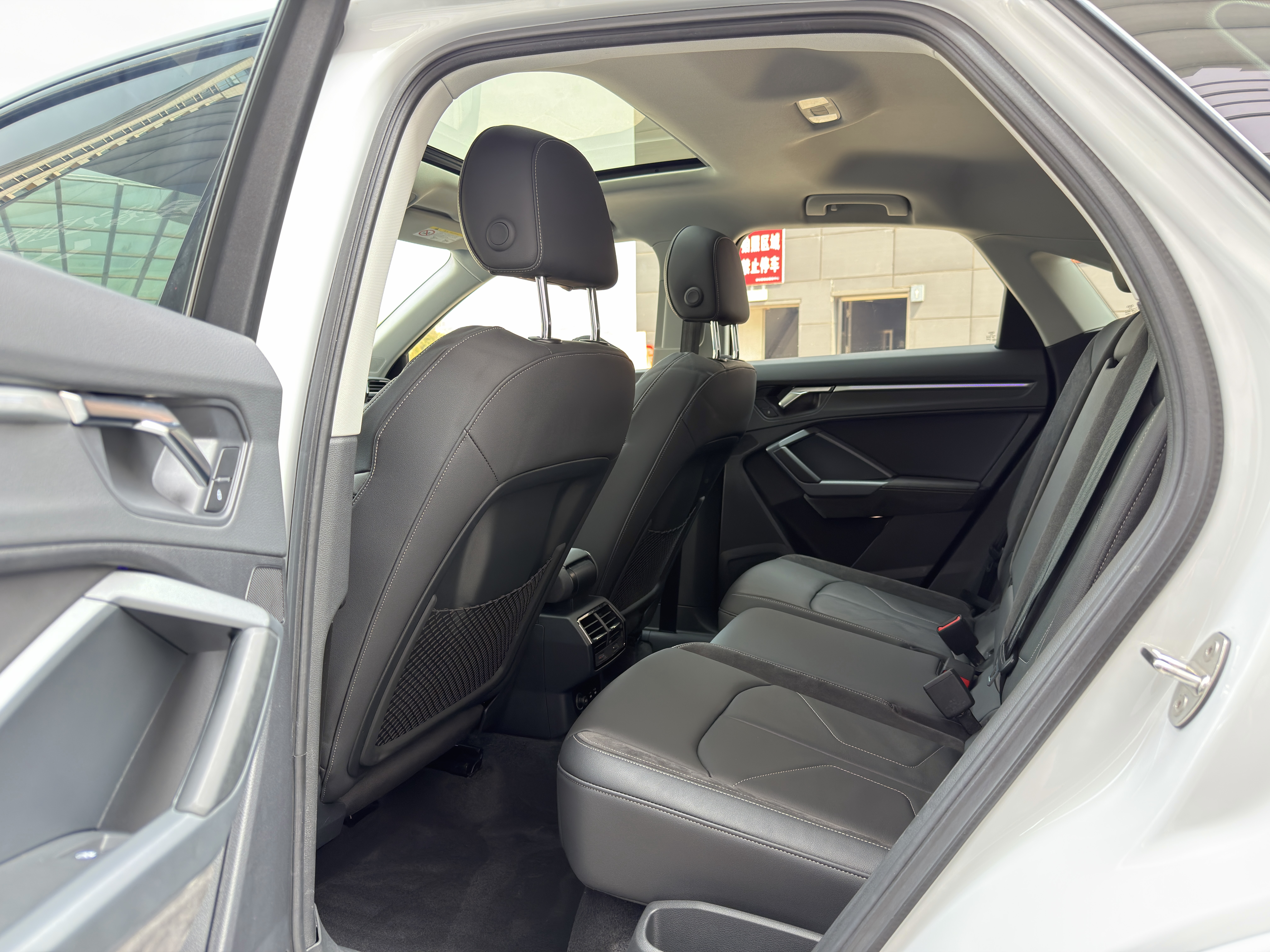 Audi Q3 Sportback 2022 изображение автомобиля #6