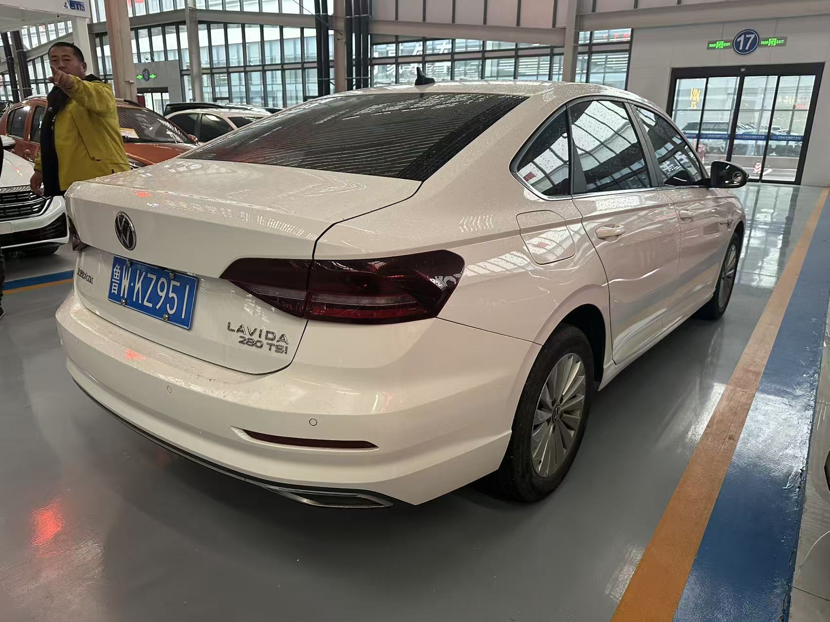 Volkswagen Lavida 2021 #6 Volkswagen Lavida 2021 car image #6