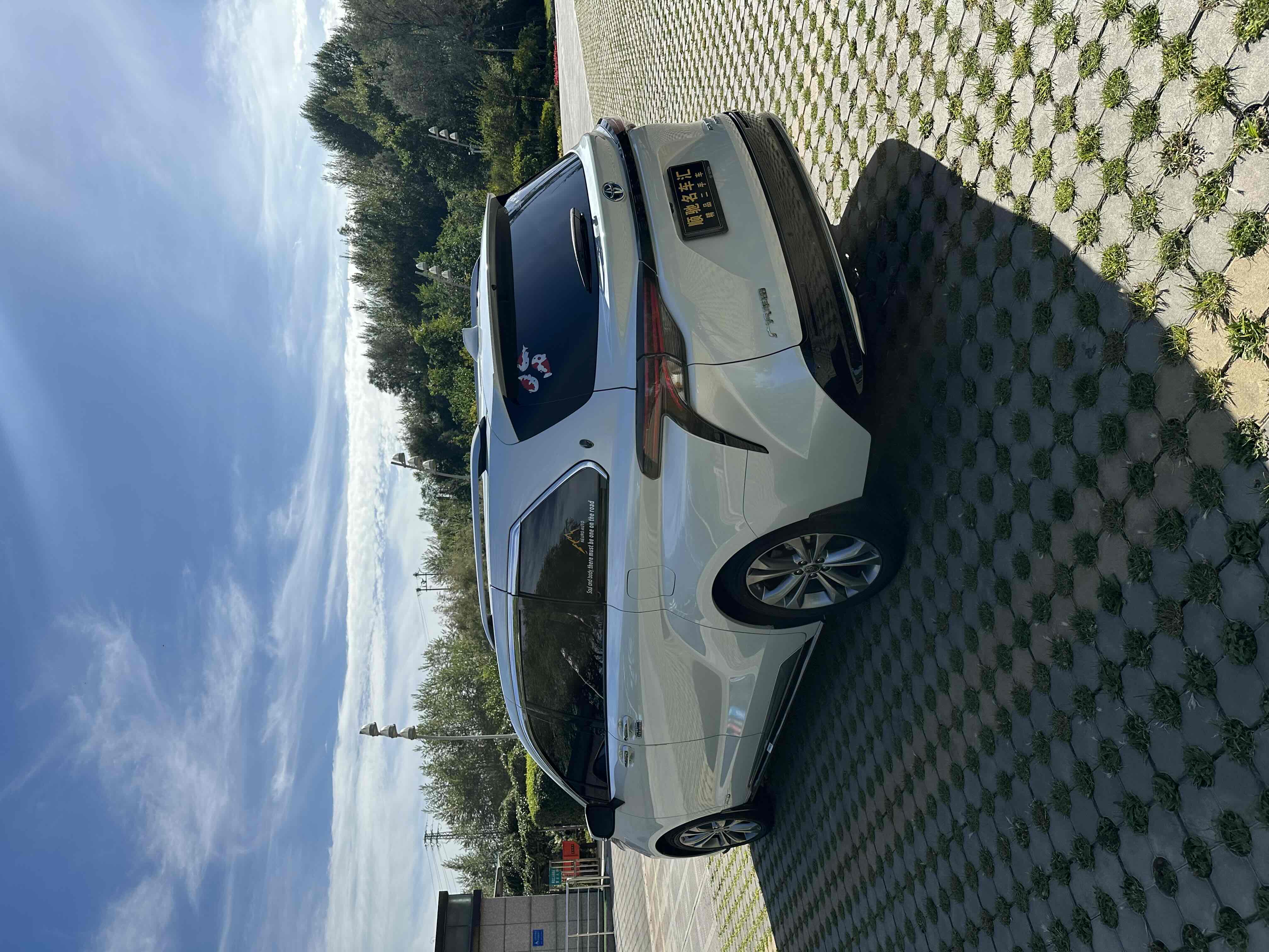 Toyota Sienna 2023 #6 Toyota Sienna 2023 car image #6