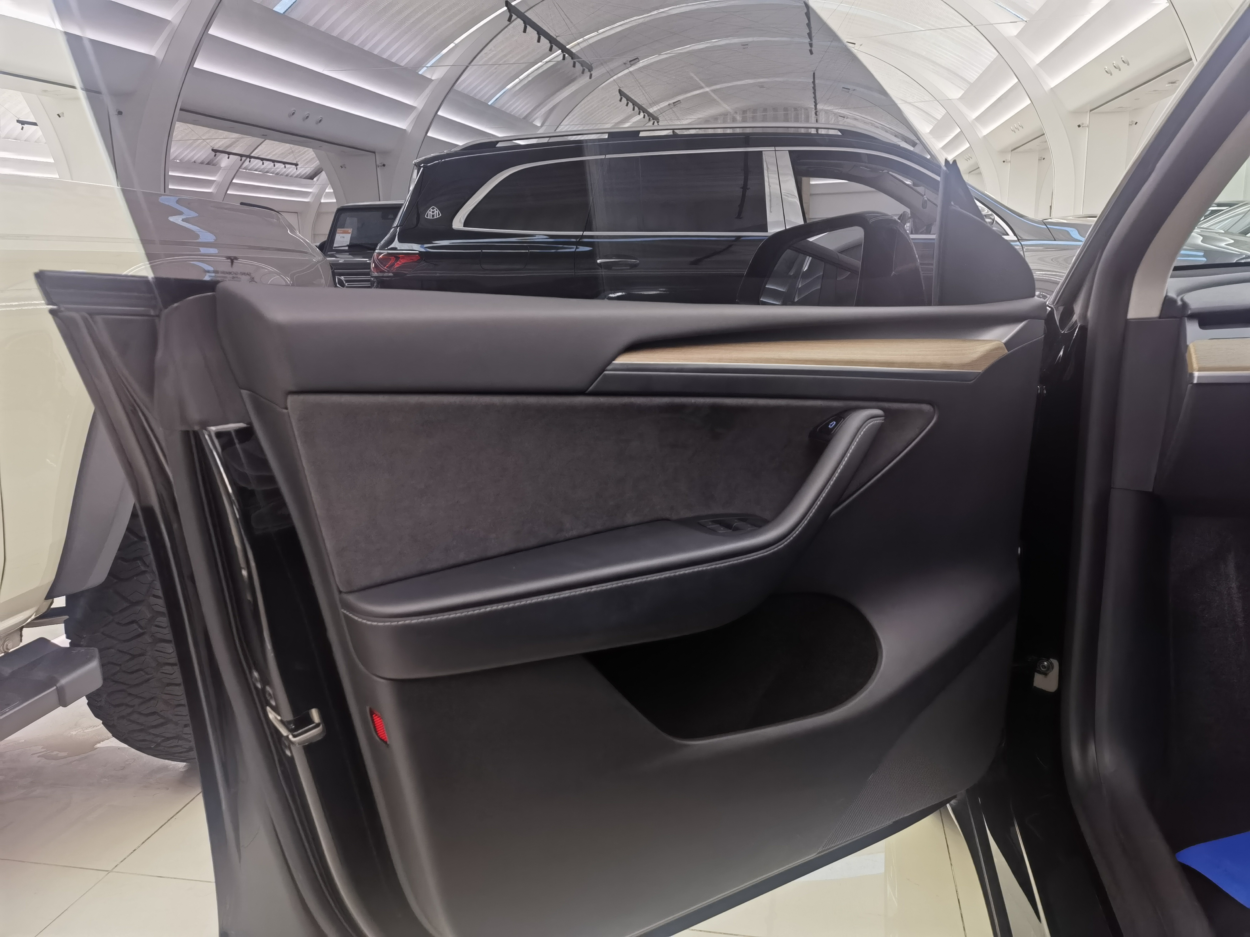 Tesla Model Y 2022 car image #6
