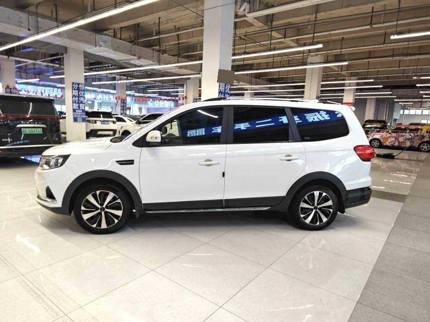 Forthing SX6 2021 car image #6