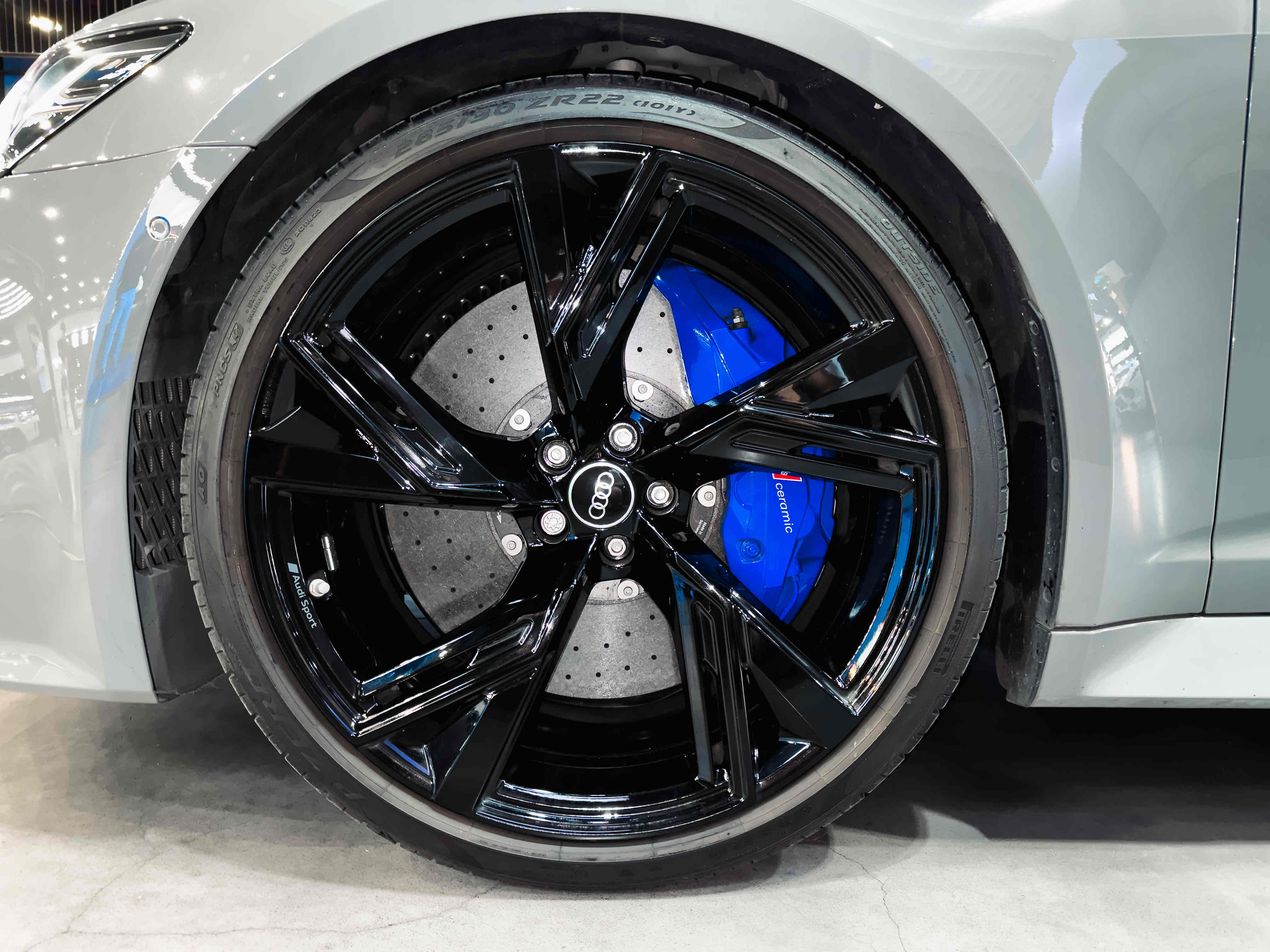 Audi RS 6 2023 #6 Audi RS 6 2023 immagine di auto #6