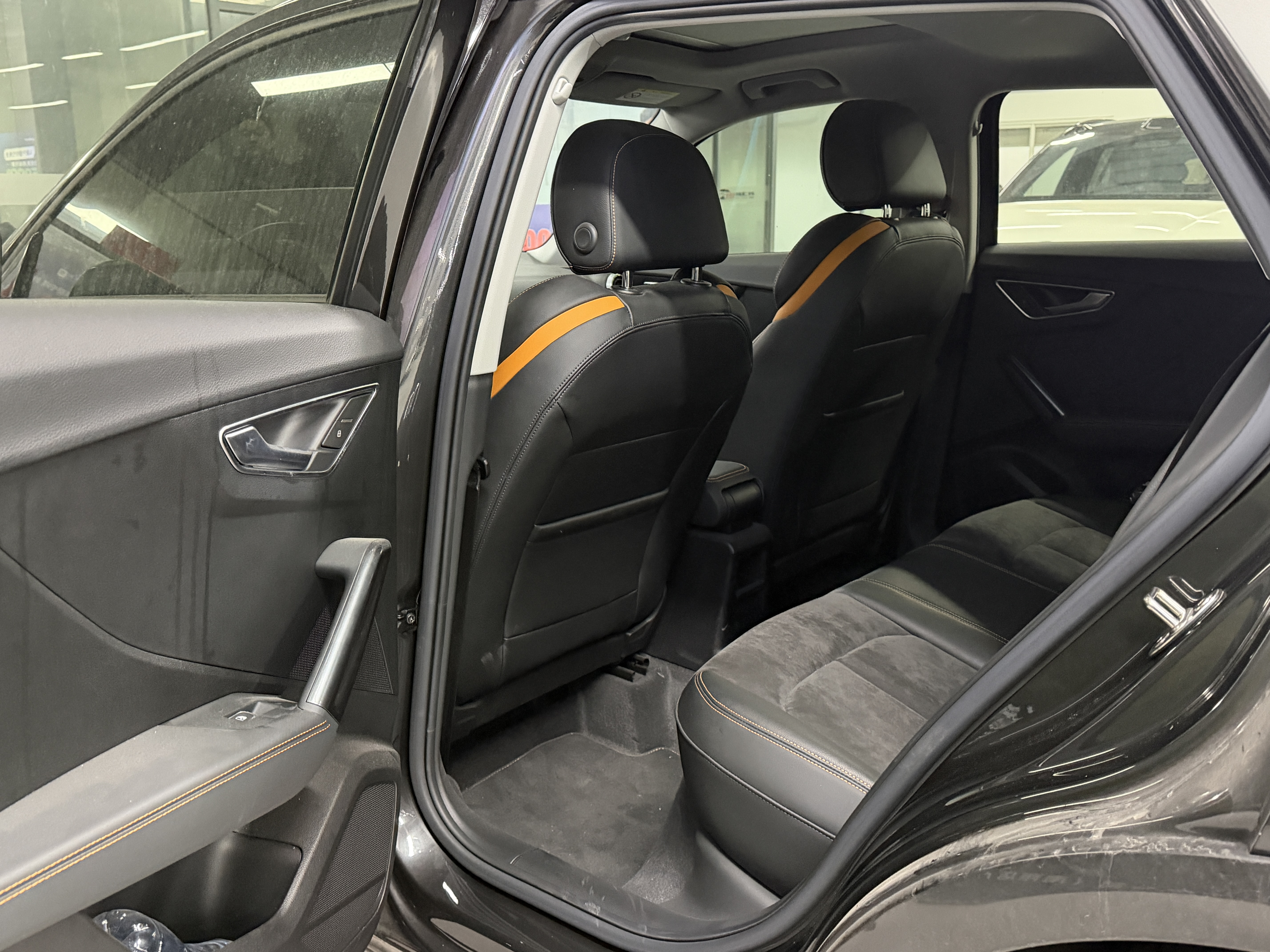 Q2L e-tron 2022 #6 Q2L e-tron 2022 car image #6