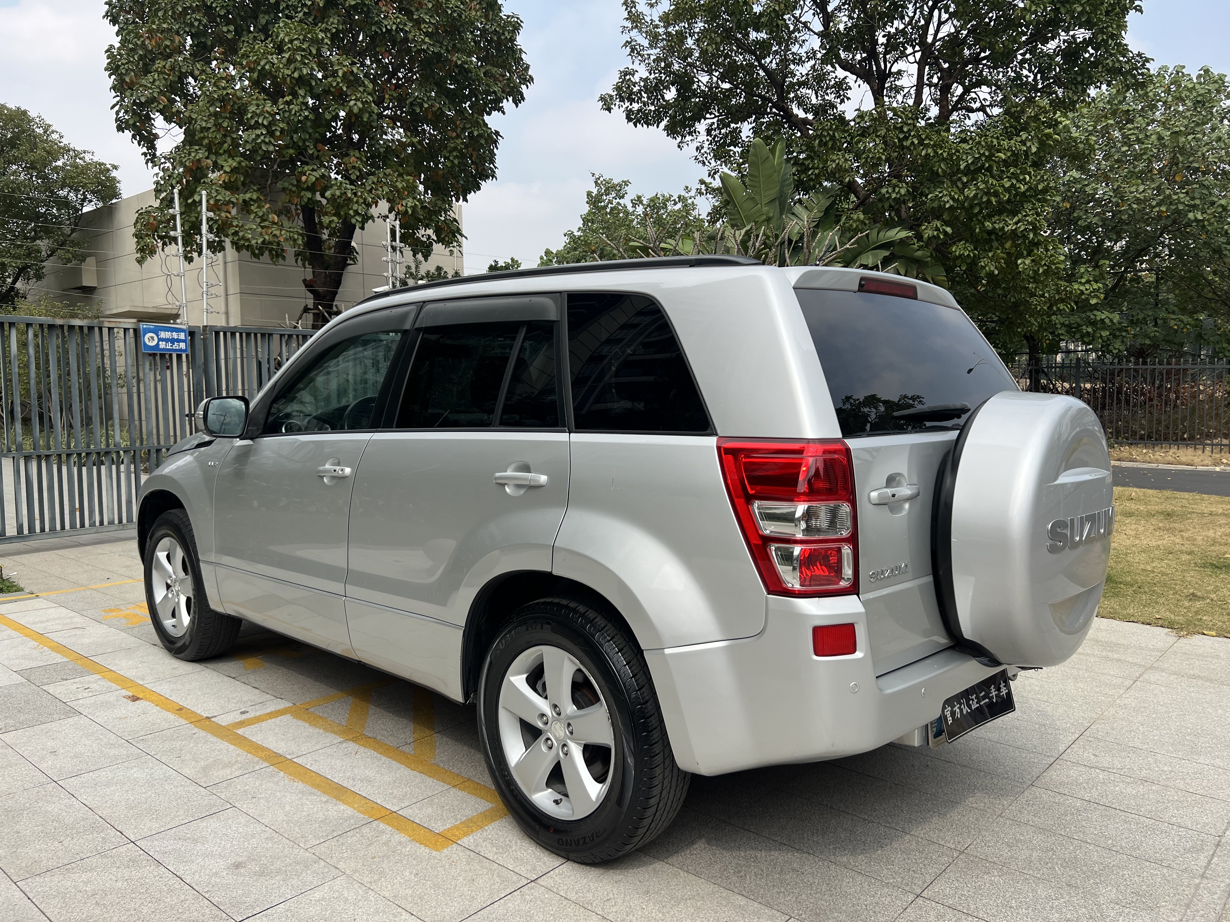 铃木 超级维特拉 2009 汽车图片 #6