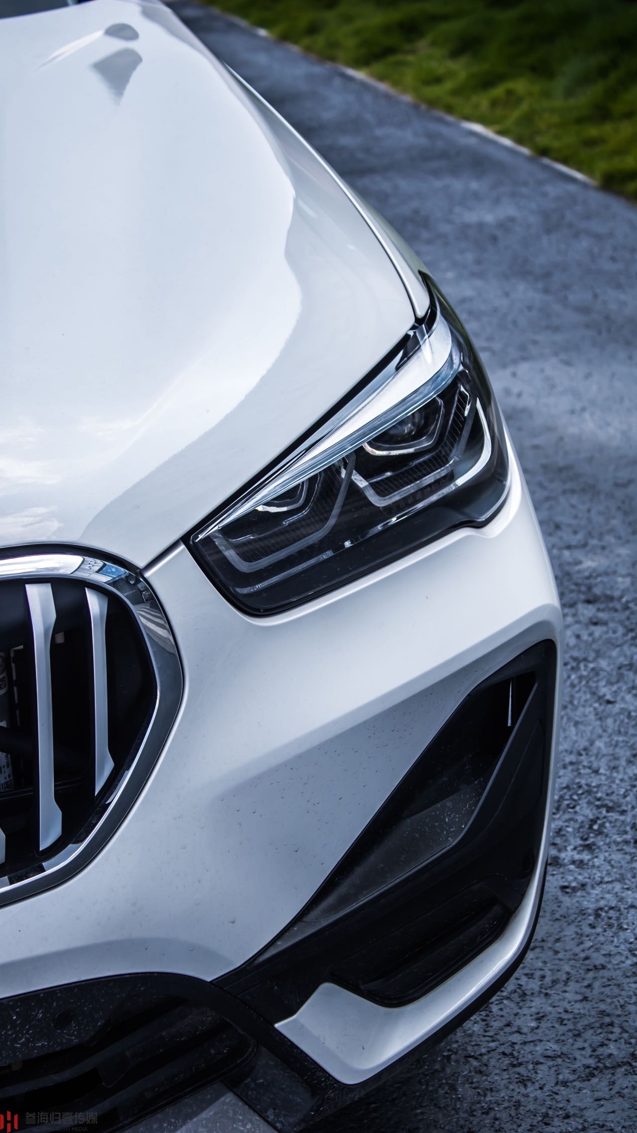 BMW X1 M35Li 2023 #6 BMW X1 M35Li 2023 car image #6