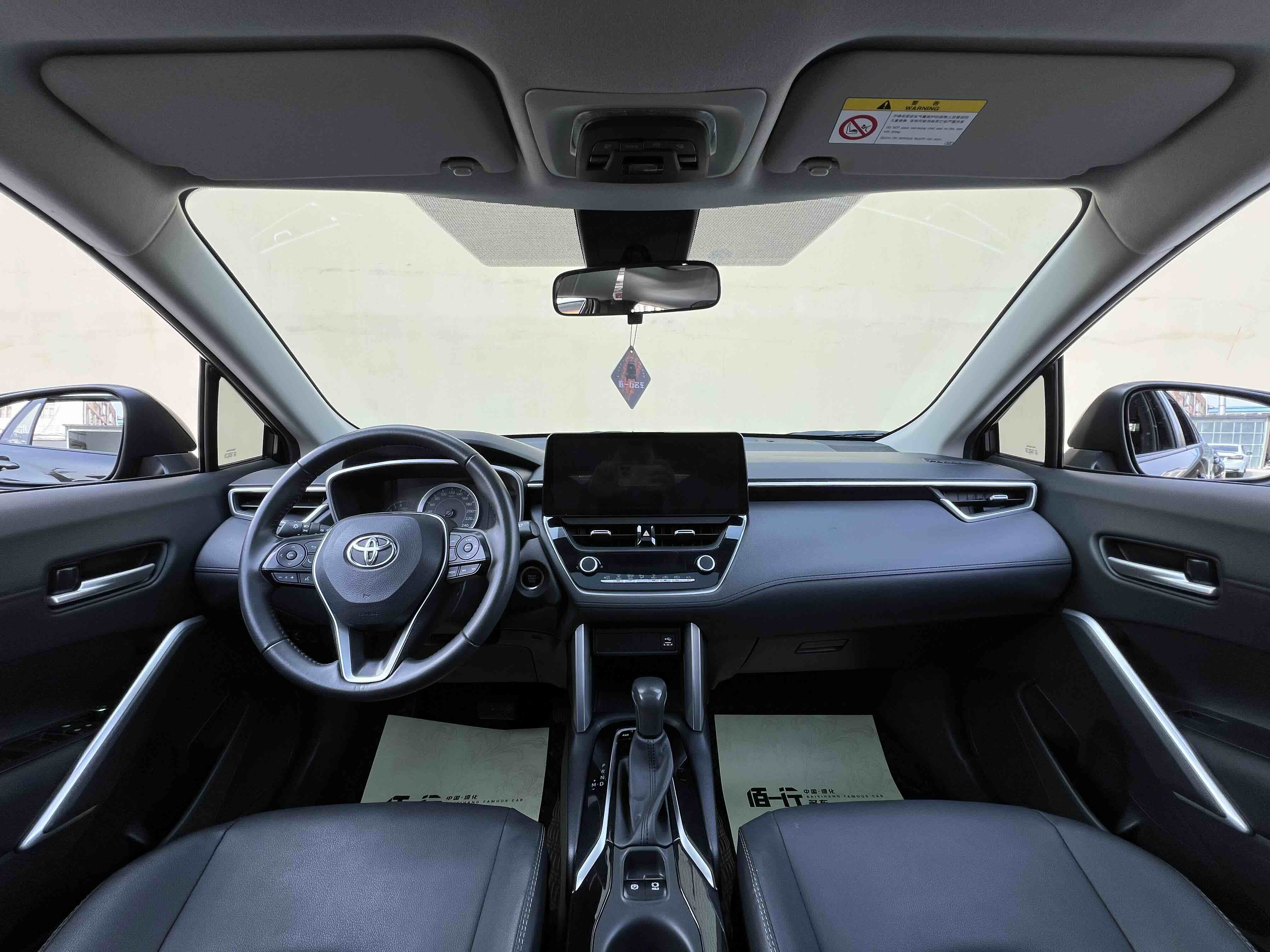 Toyota Corolla Cross 2022 #6 Toyota Corolla Cross 2022 car image #6
