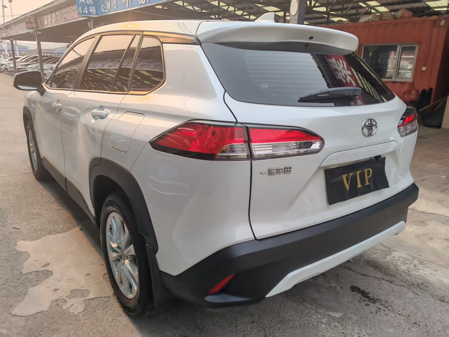 Corolla Cross 2022 #6 Corolla Cross 2022 car image #6