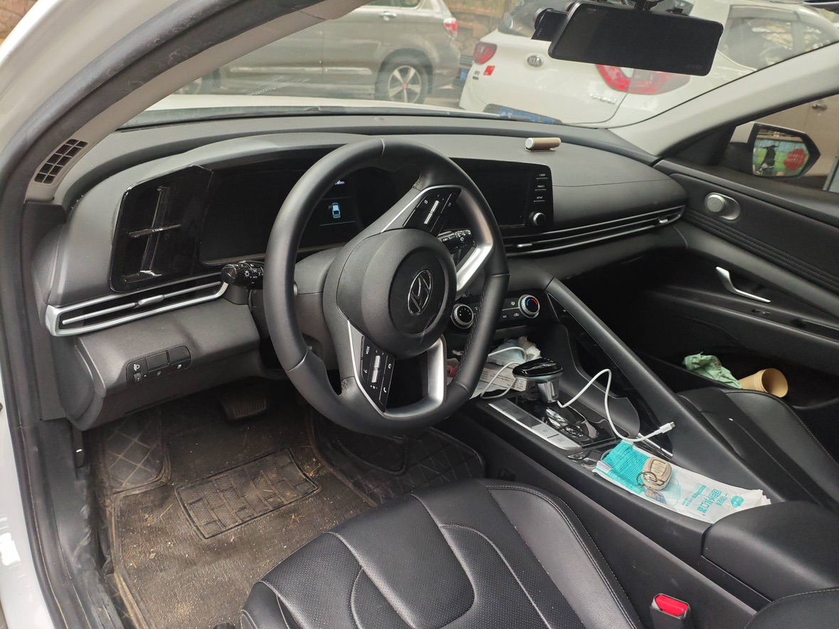 Hyundai Elantra 2022 car image #6