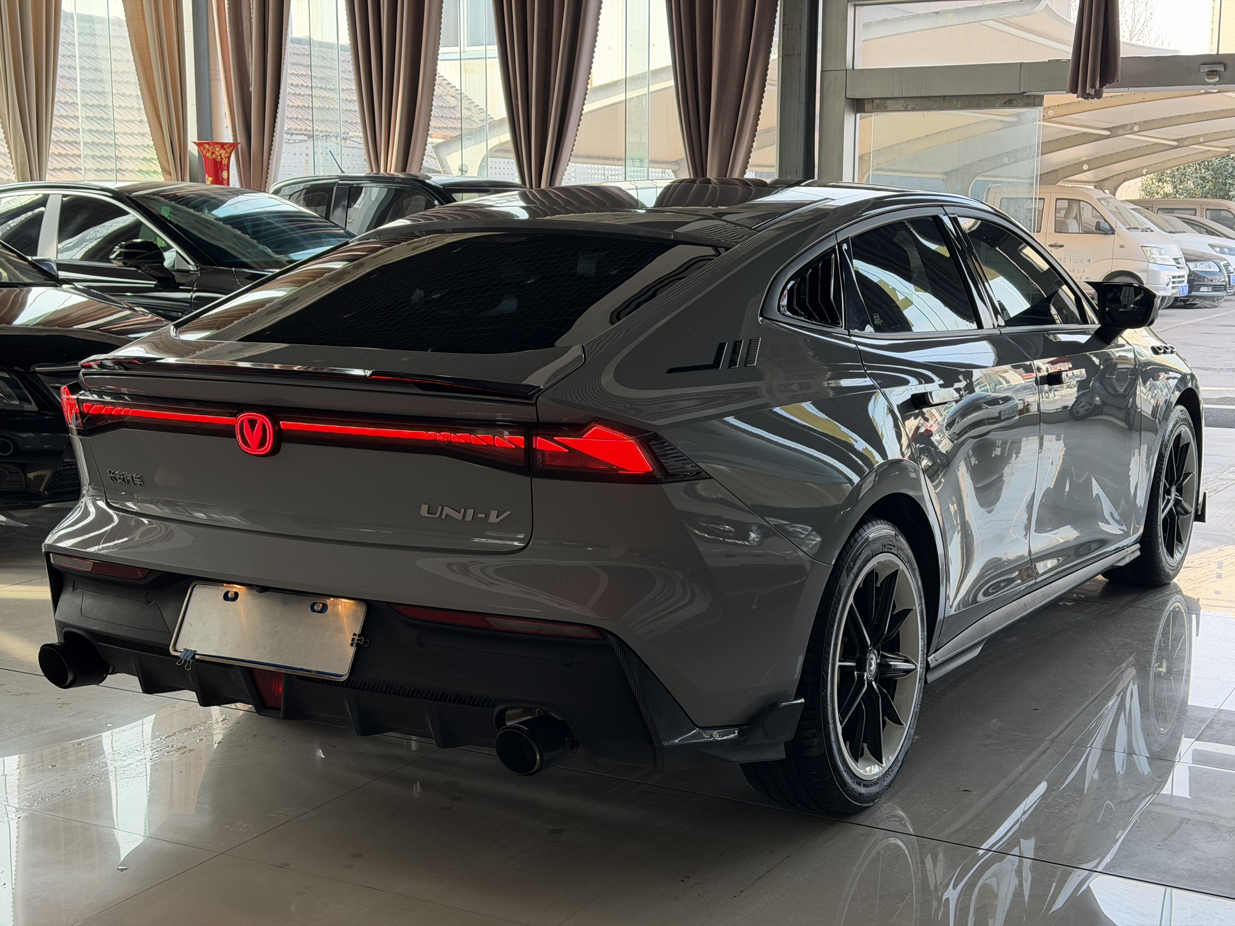 Changan UNI-V 2022 car image #6