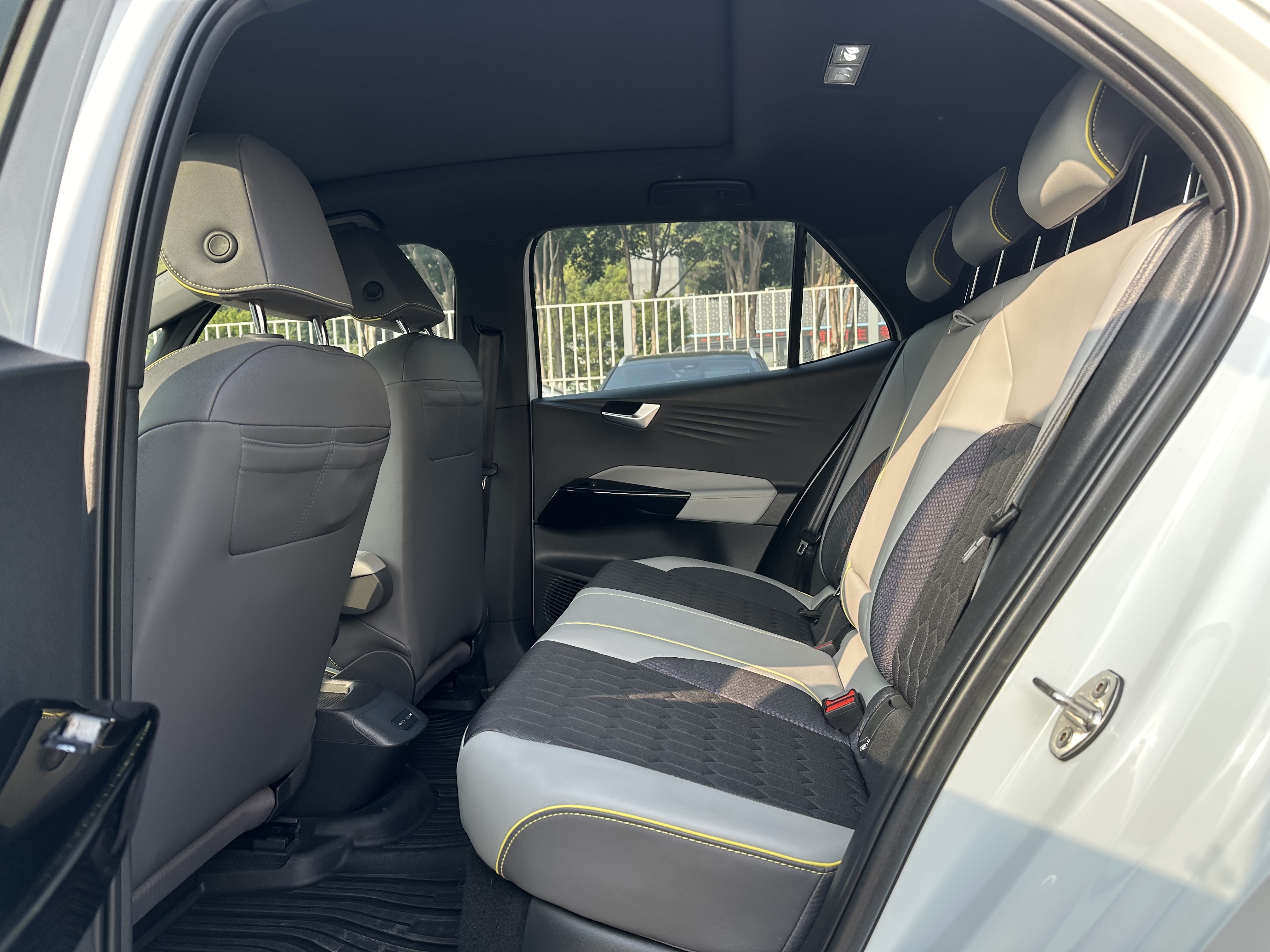 Volkswagen ID.3 2022 #6 Volkswagen ID.3 2022 car image #6