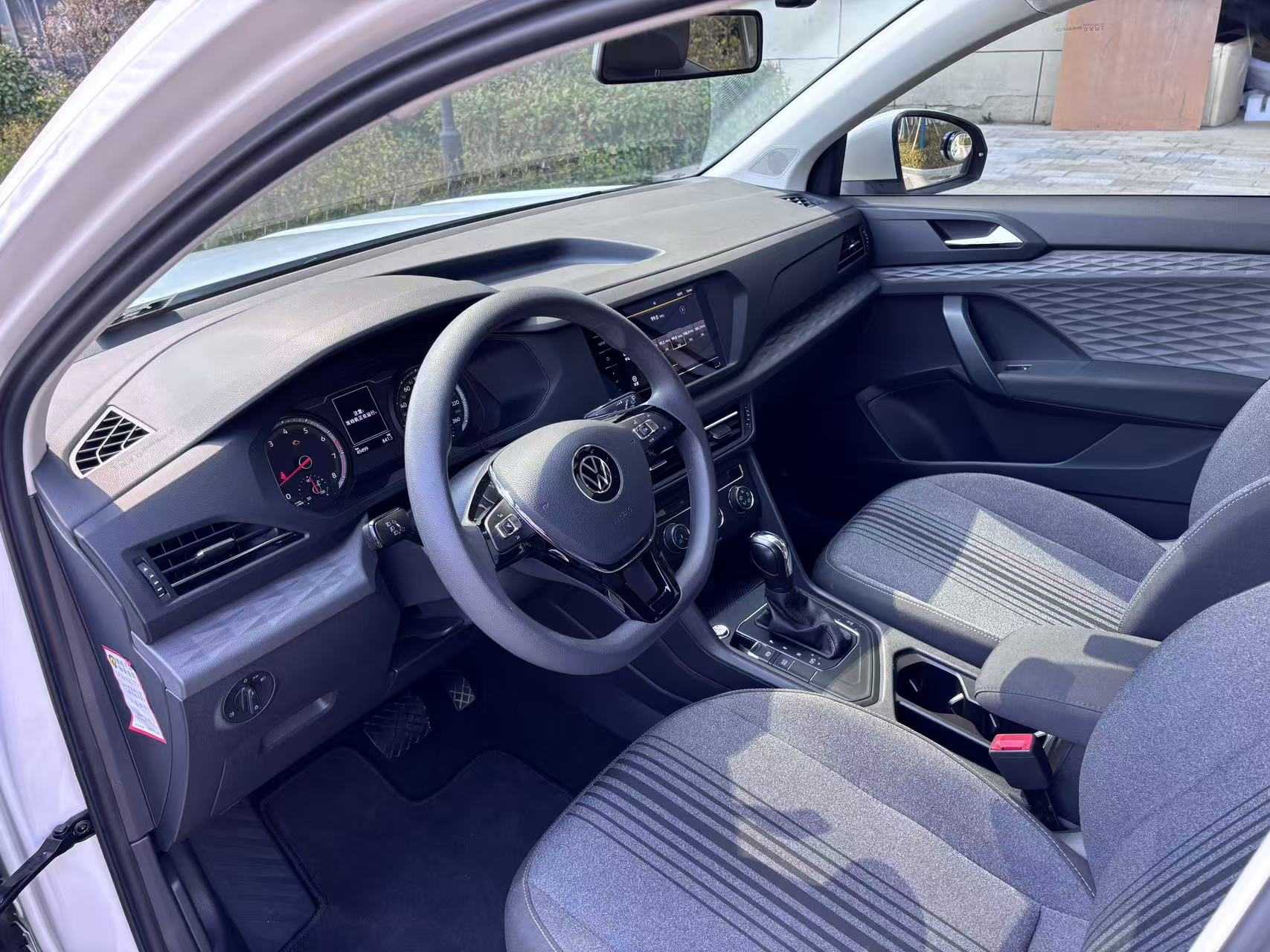 Volkswagen Tharu 2021 car image #6