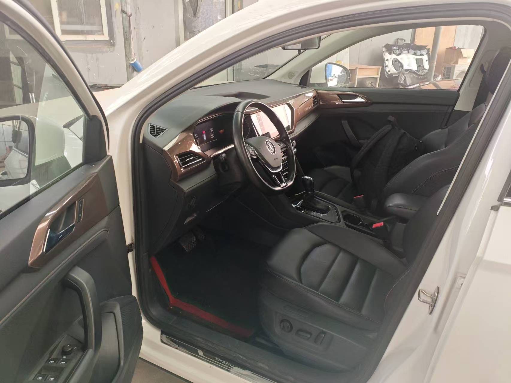 Volkswagen Tharu 2022 car image #6