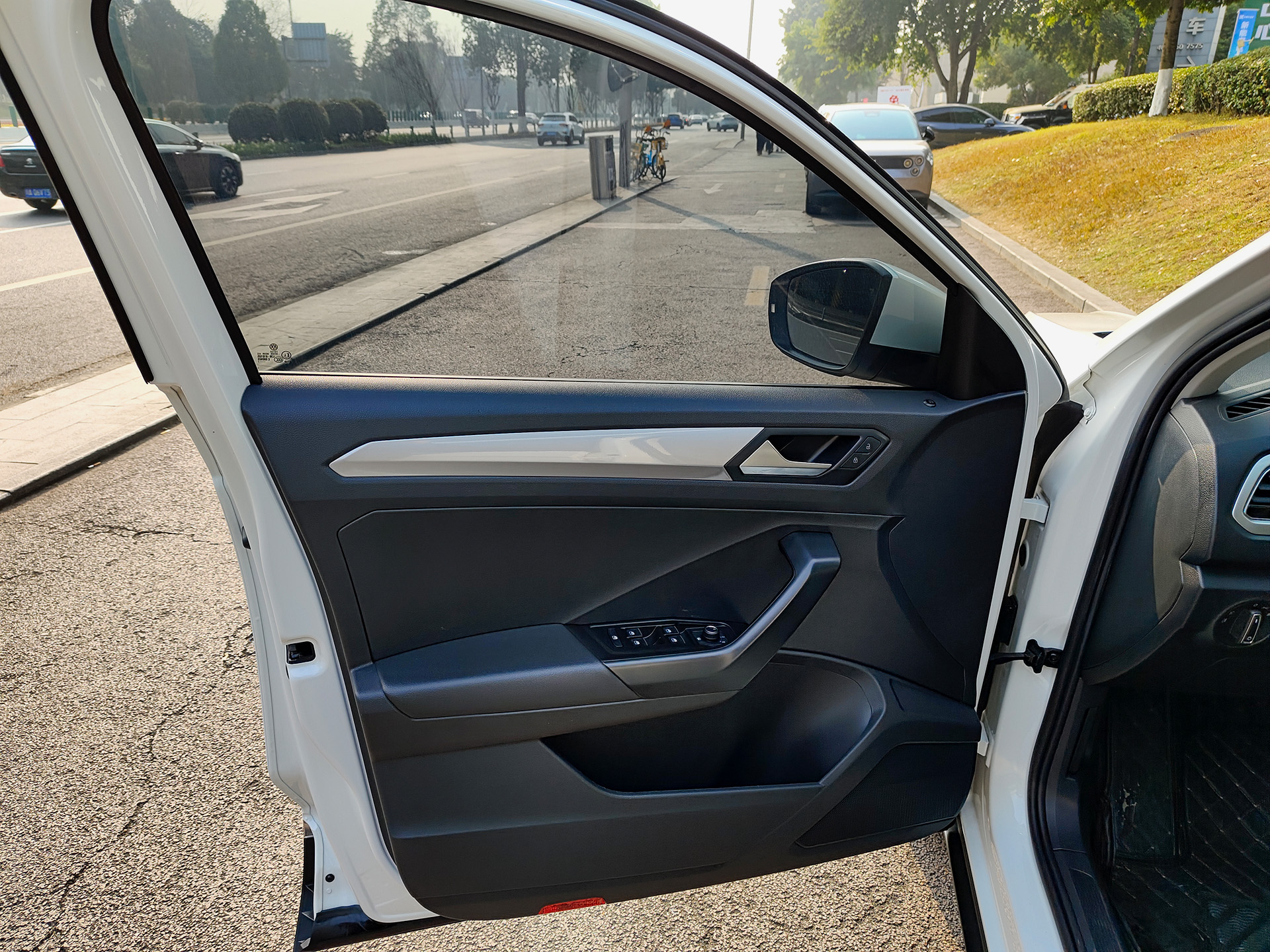T-Roc 2022 #6 T-Roc 2022 car image #6