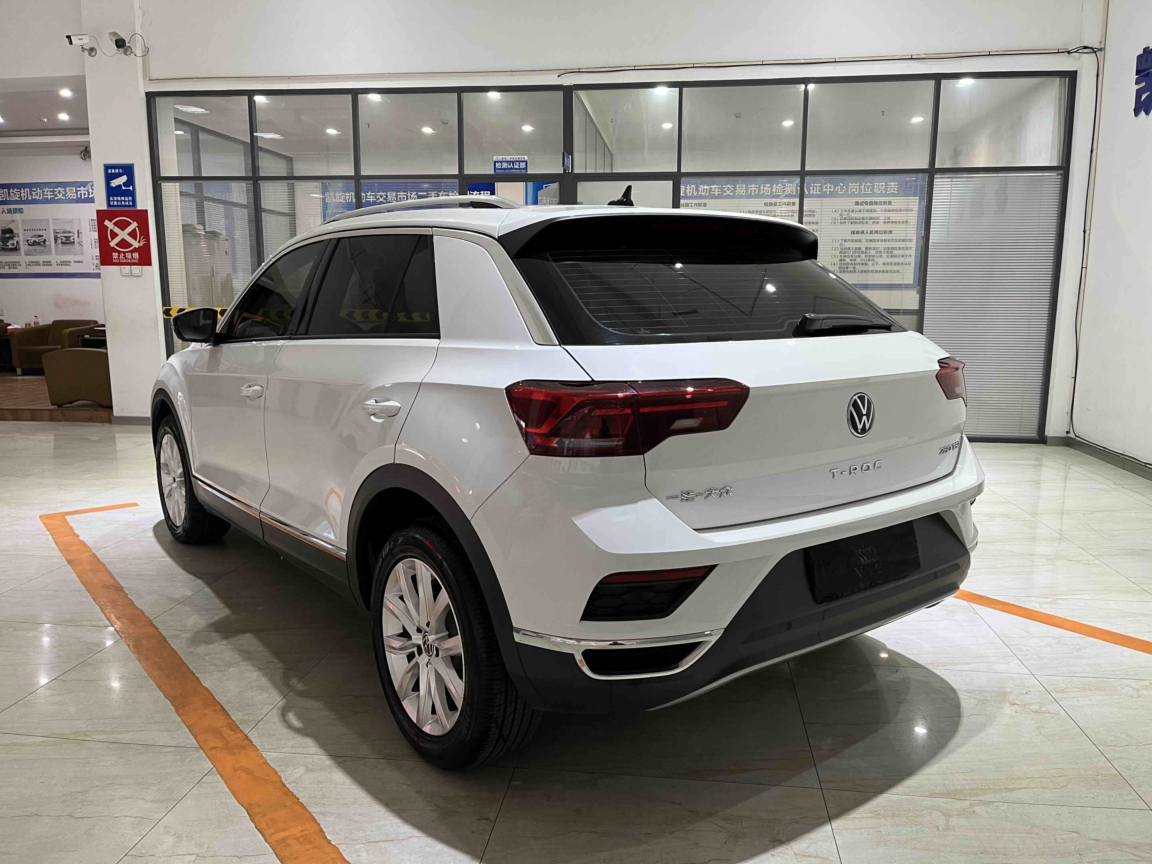 T-Roc 2022 #6 T-Roc 2022 car image #6